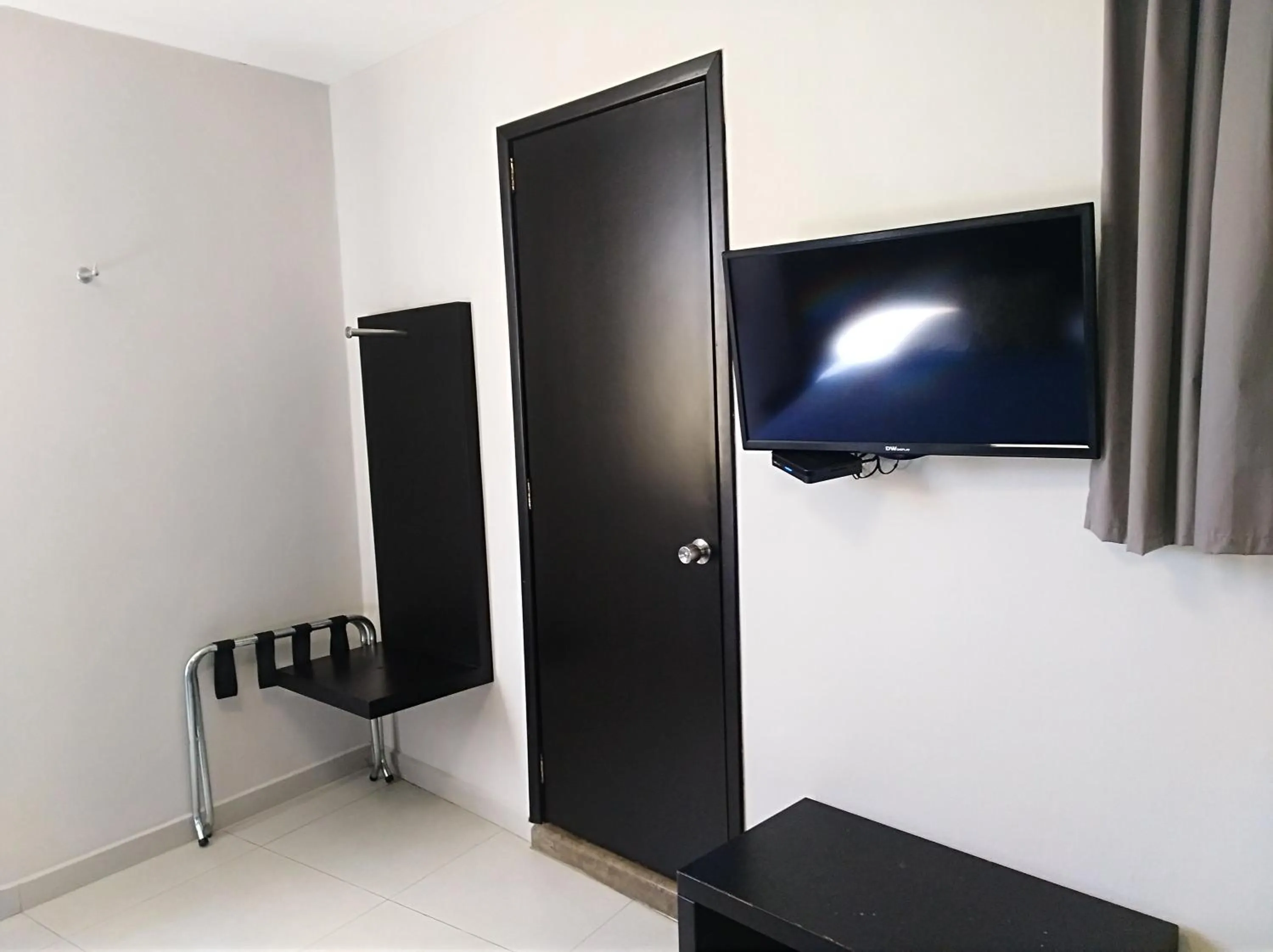 TV and multimedia in Hotel HAUS Express