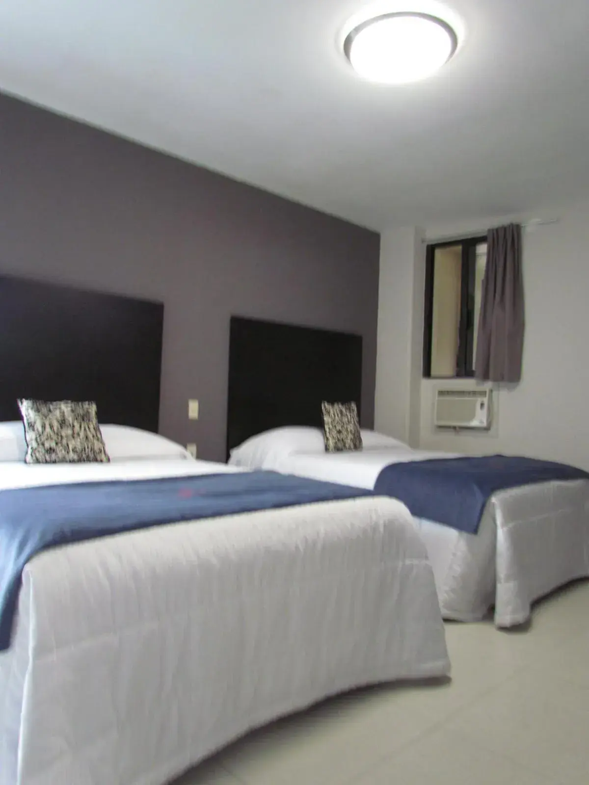 Twin Room in Hotel HAUS Express Twin Room in Hotel HAUS Express