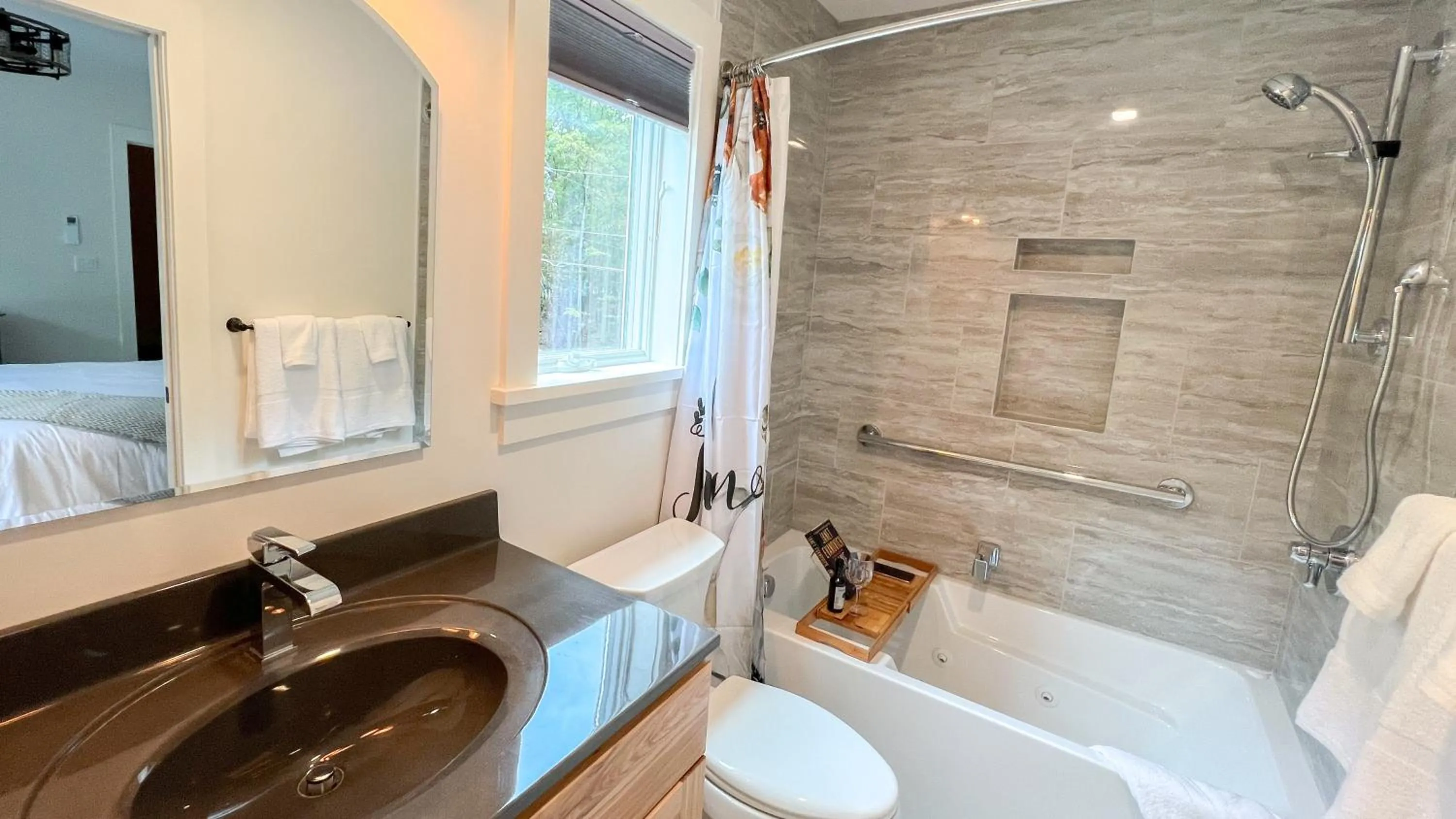 Bed in Four Seasons For Fun Bed & Breakfast