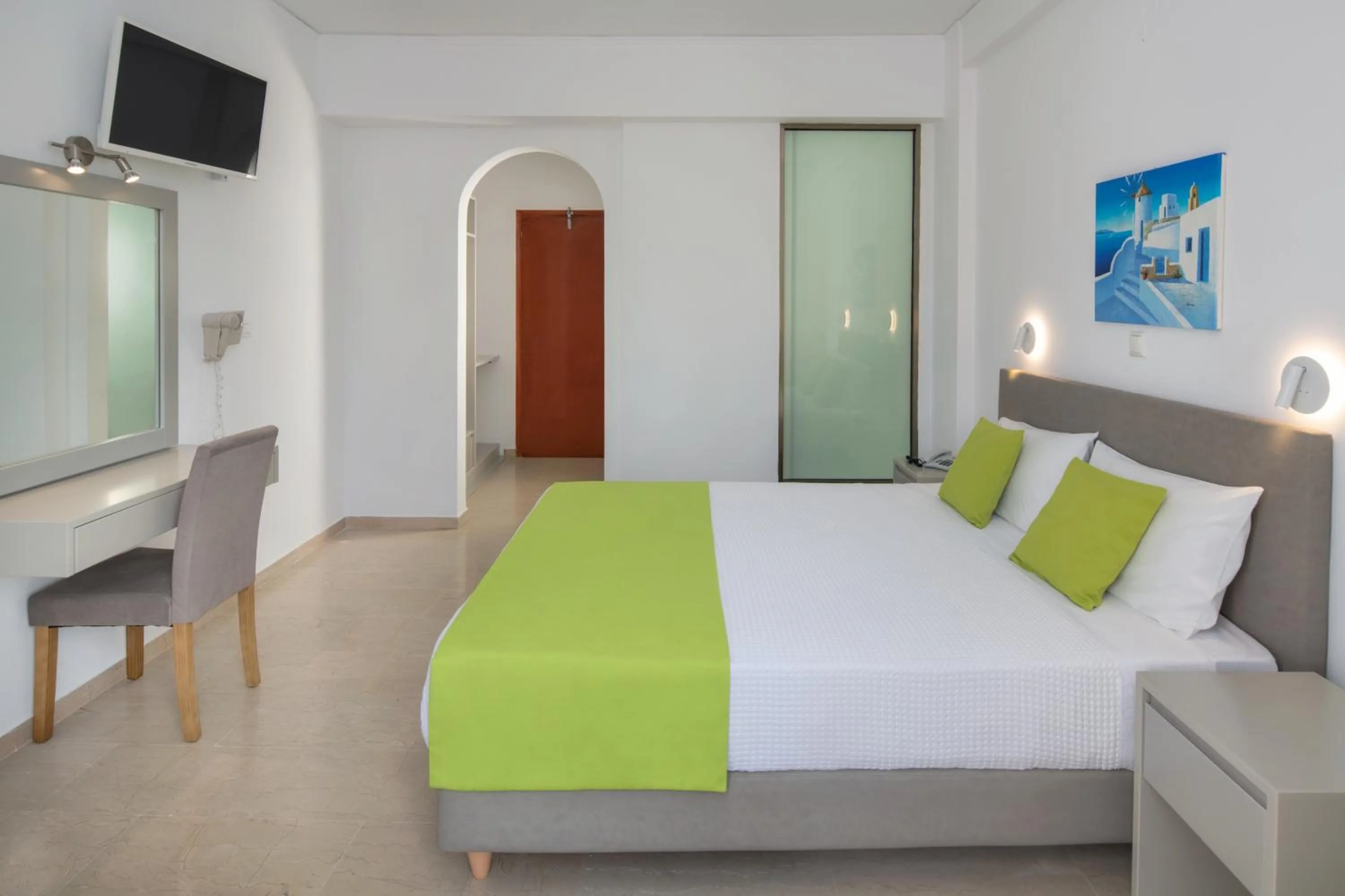 Bedroom, Bed in Makarios Hotel