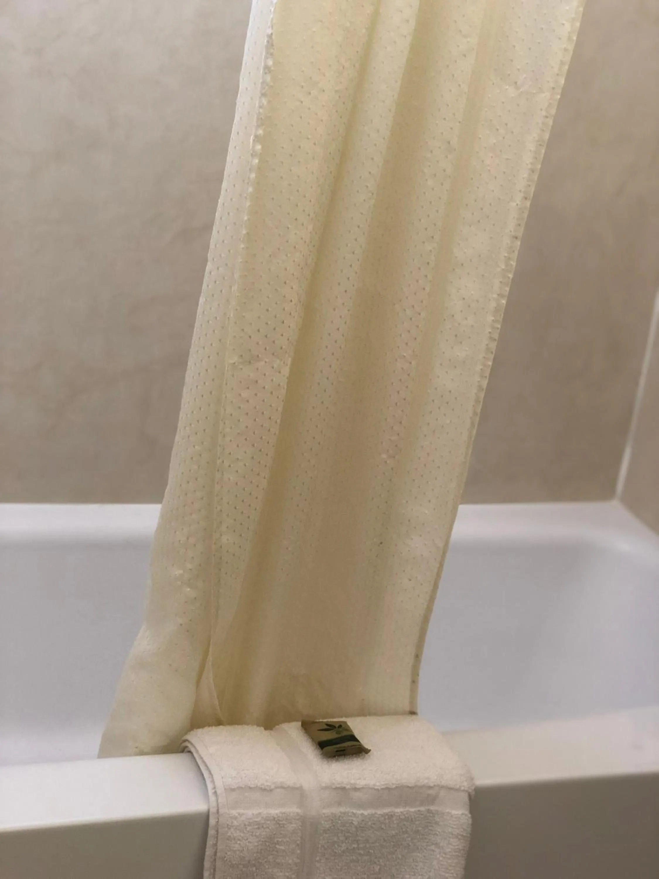 Bathroom in Economy Inn Fresno Yosemite