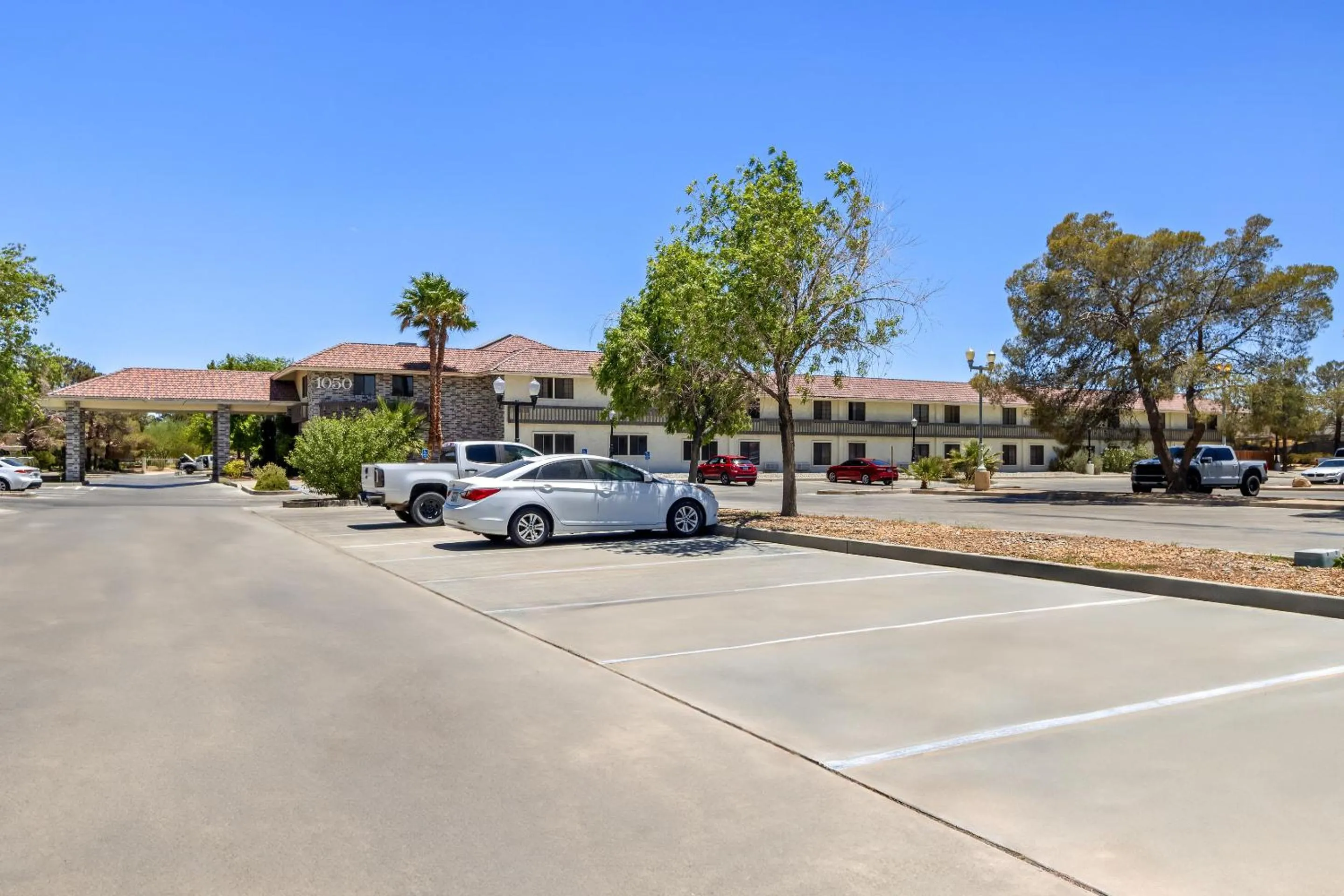 Property building in Red Roof Inn Ridgecrest