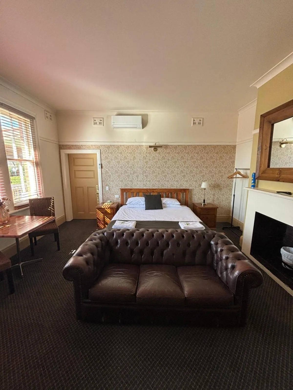 Bed in Hermitage Hill Country Retreat