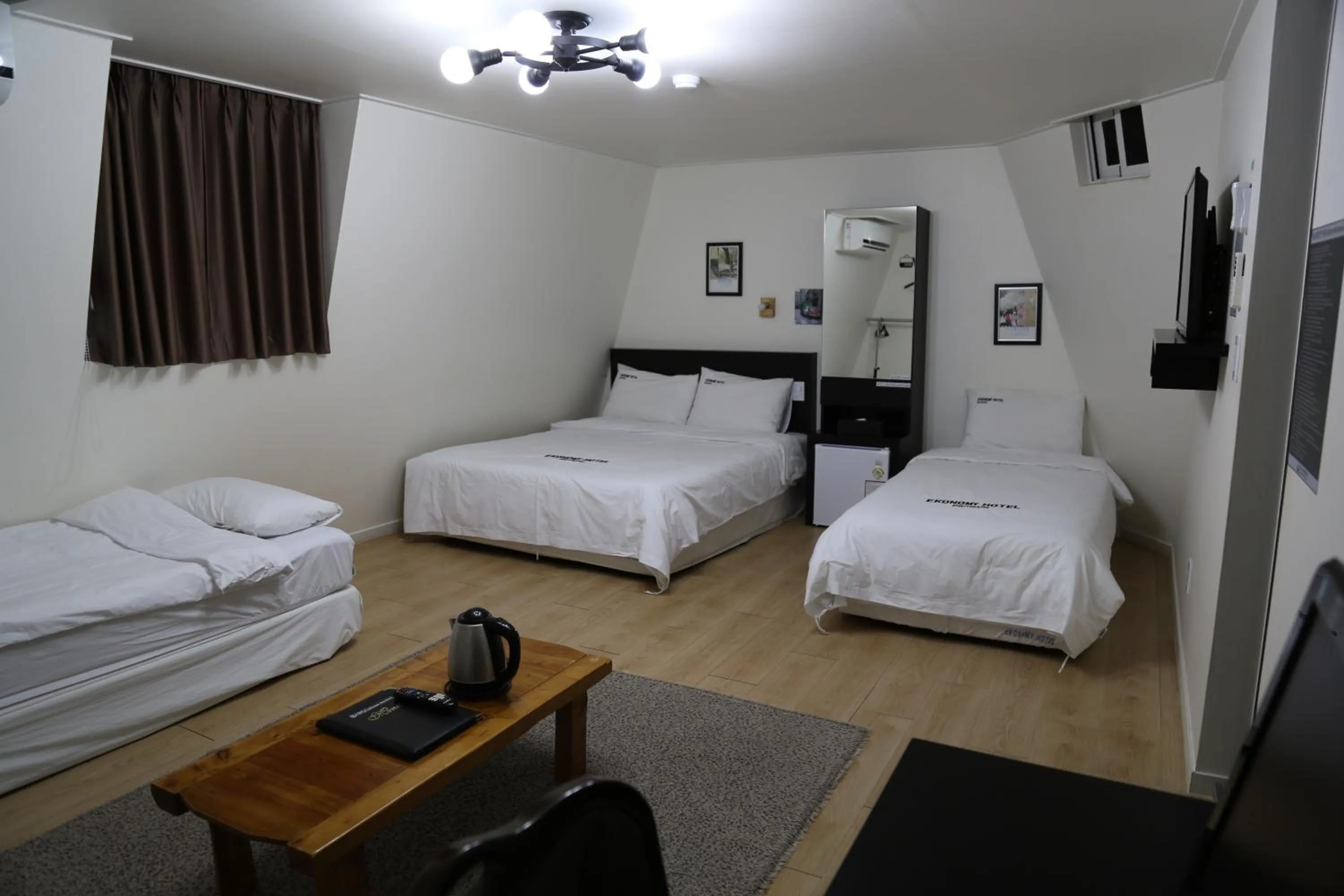 Bedroom in Ekonomy Hotel Incheon