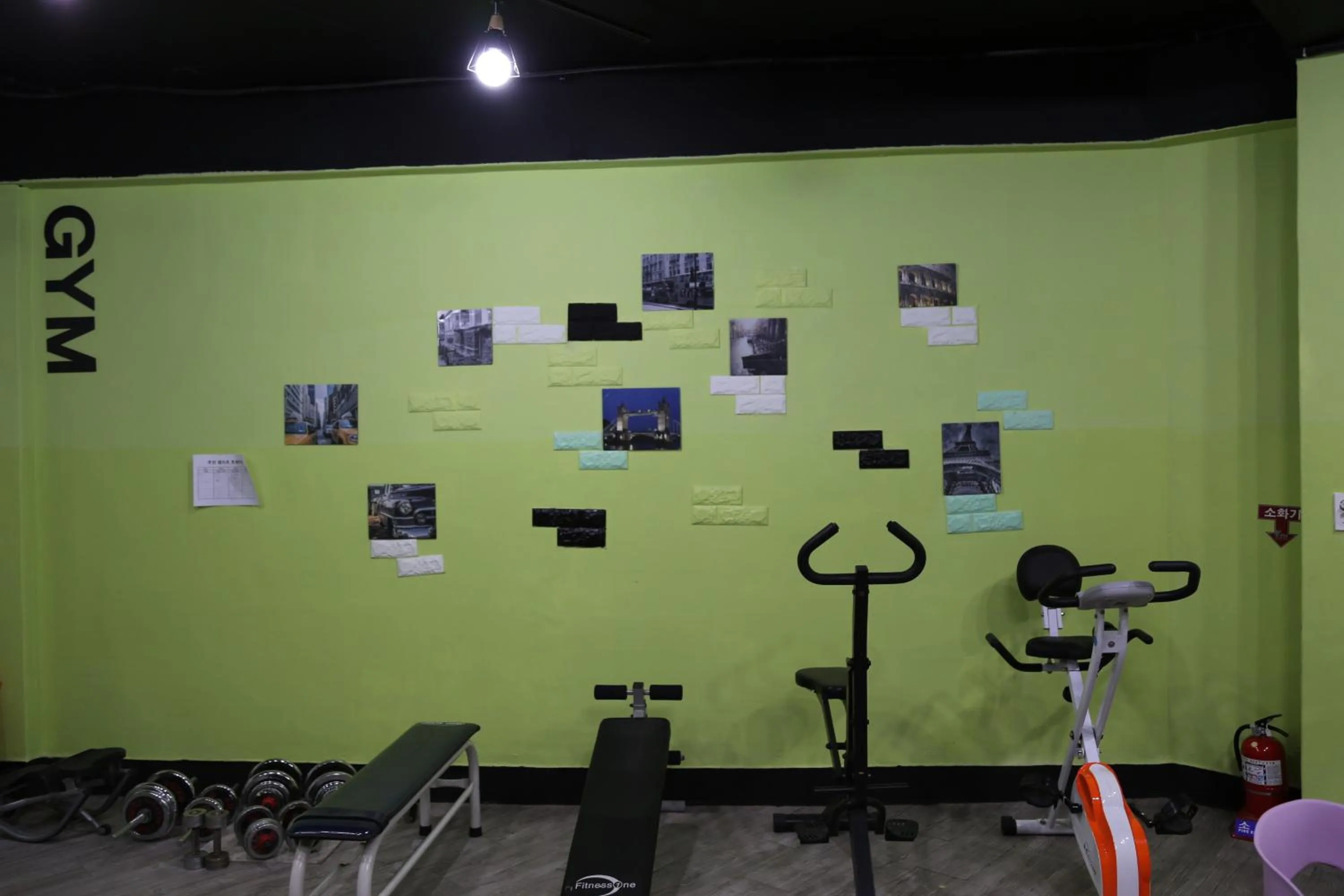 Fitness centre/facilities in Ekonomy Hotel Incheon