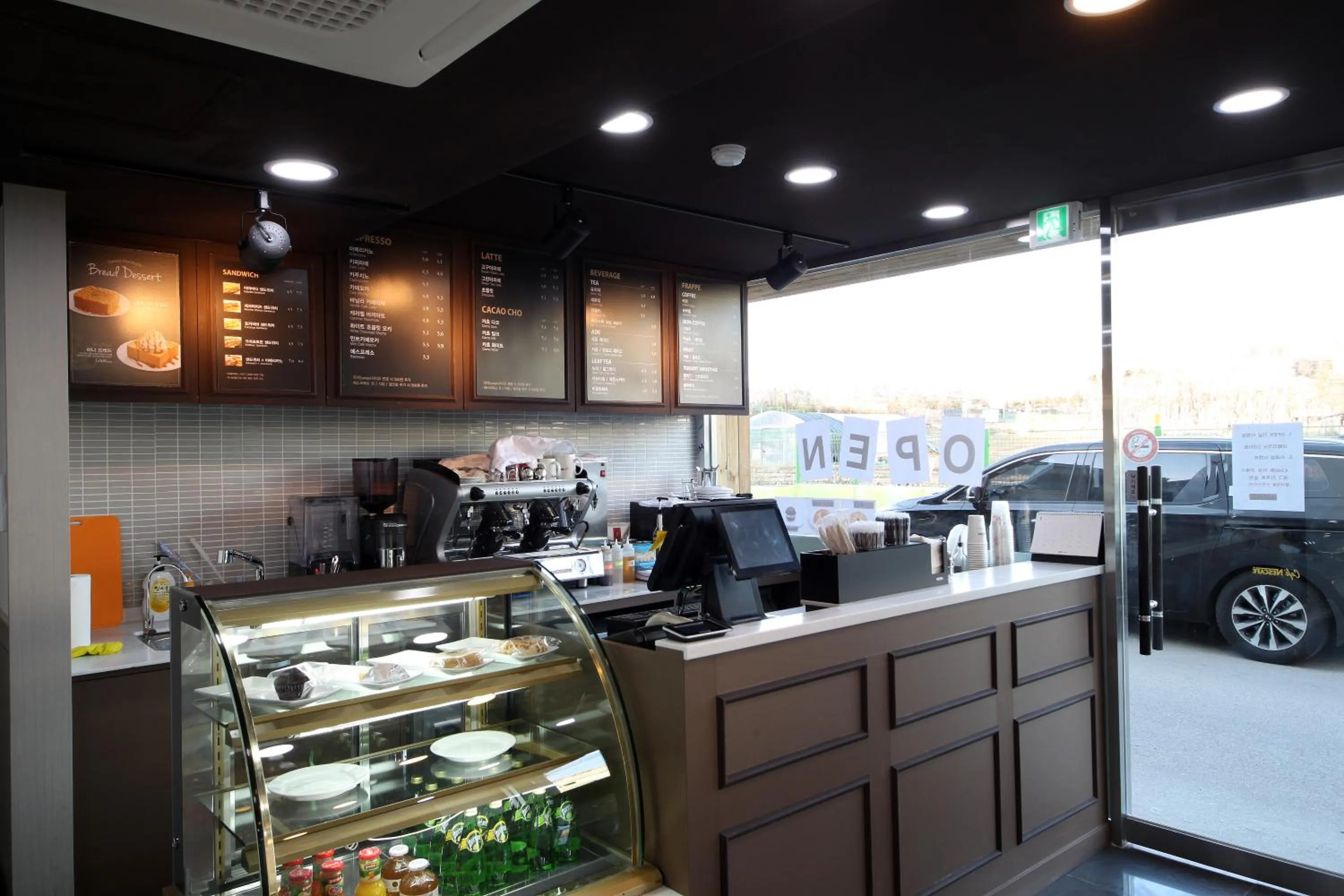 On-site shops in Ekonomy Hotel Incheon