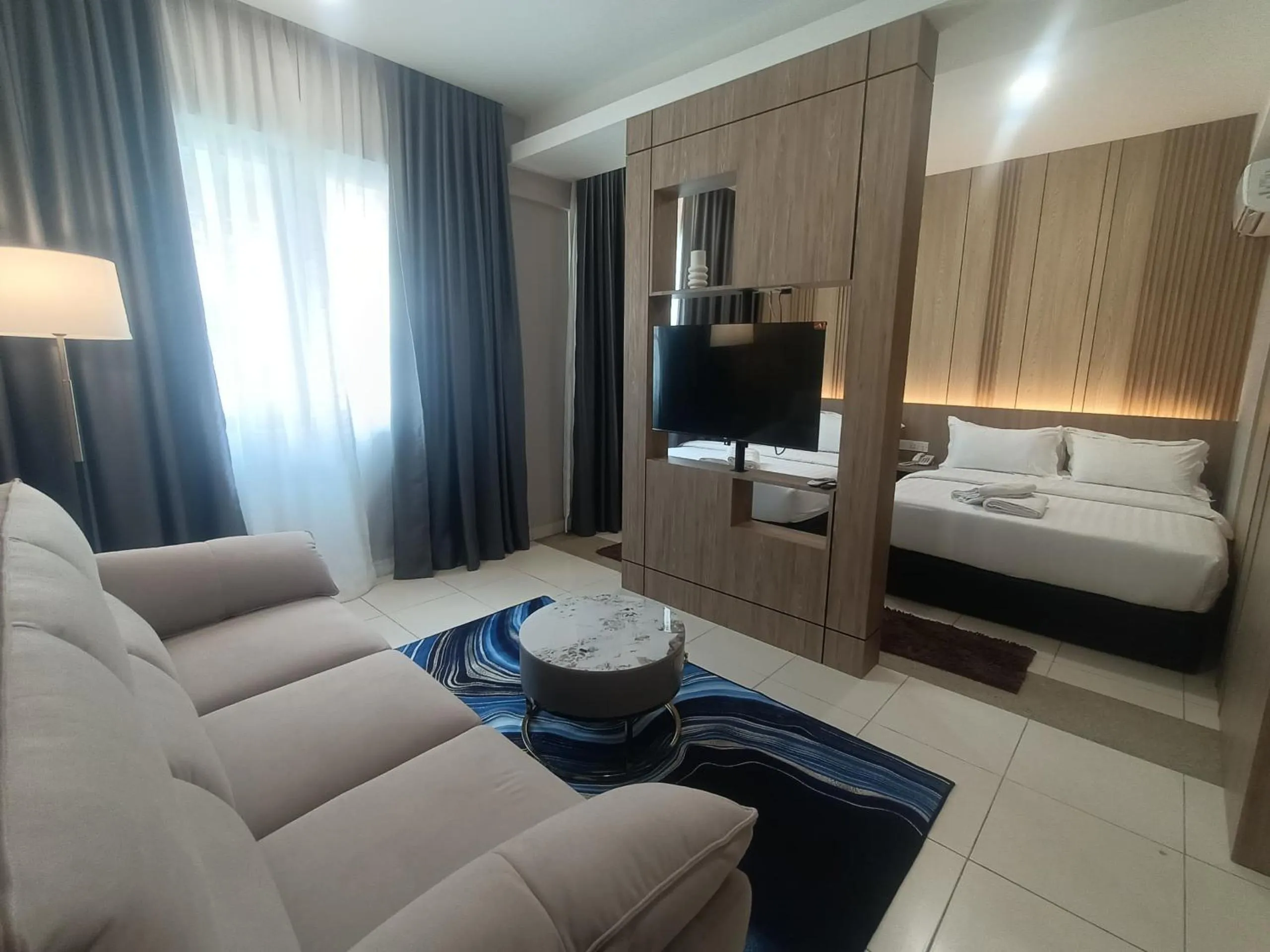 Bed in Hotel Golden View Nilai