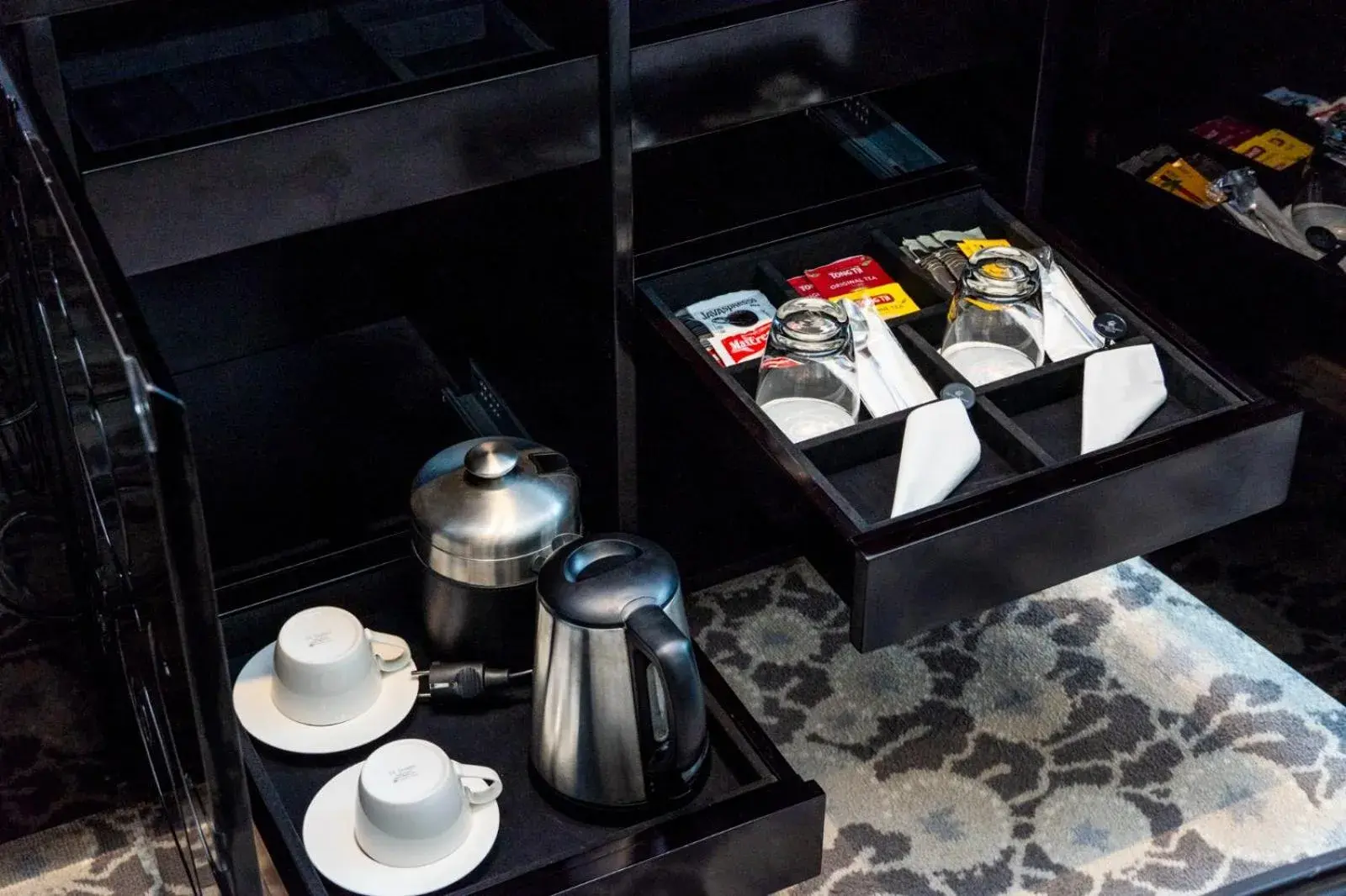 Deluxe Double Room in Hotel Ciputra World Surabaya managed by Swiss-Belhotel International Deluxe Double Room in Hotel Ciputra World Surabaya managed by Swiss-Belhotel International