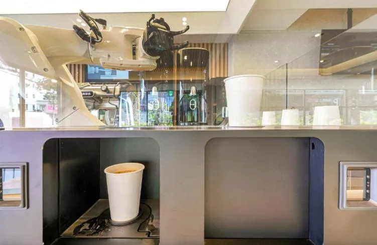 Coffee/tea facilities in Haeundae The Van Hotel