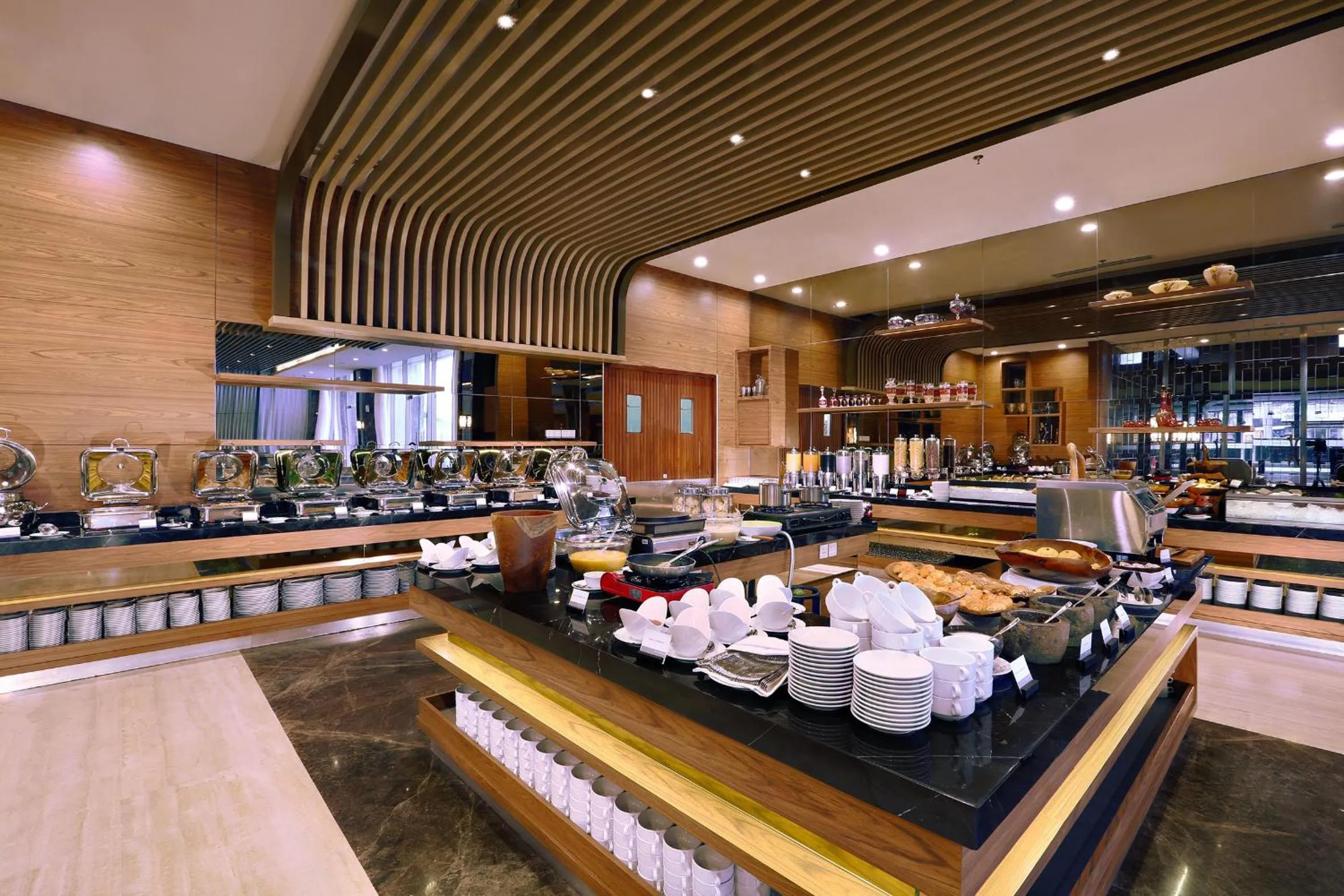 Restaurant/places to eat in Harper Malioboro Yogyakarta by ASTON