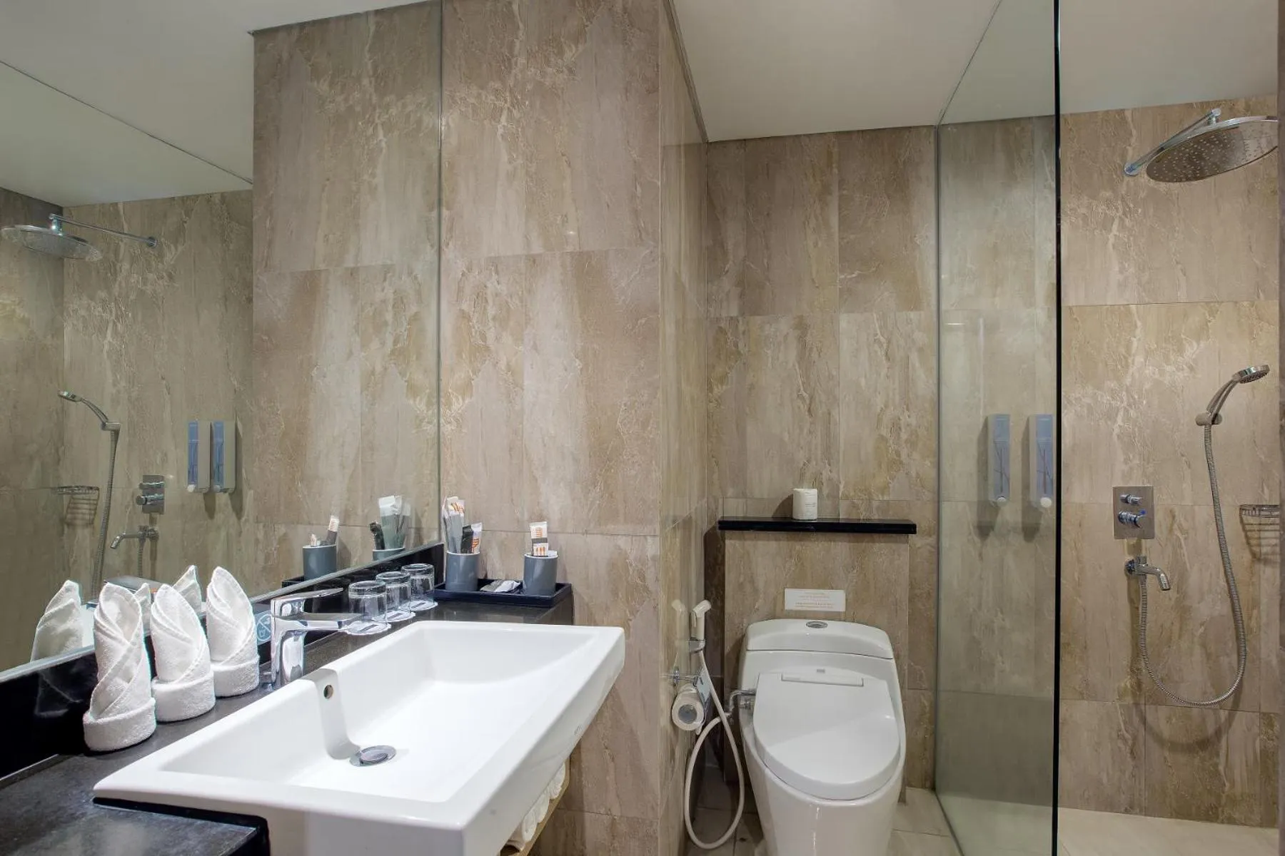 Bathroom in Harper Malioboro Yogyakarta by ASTON