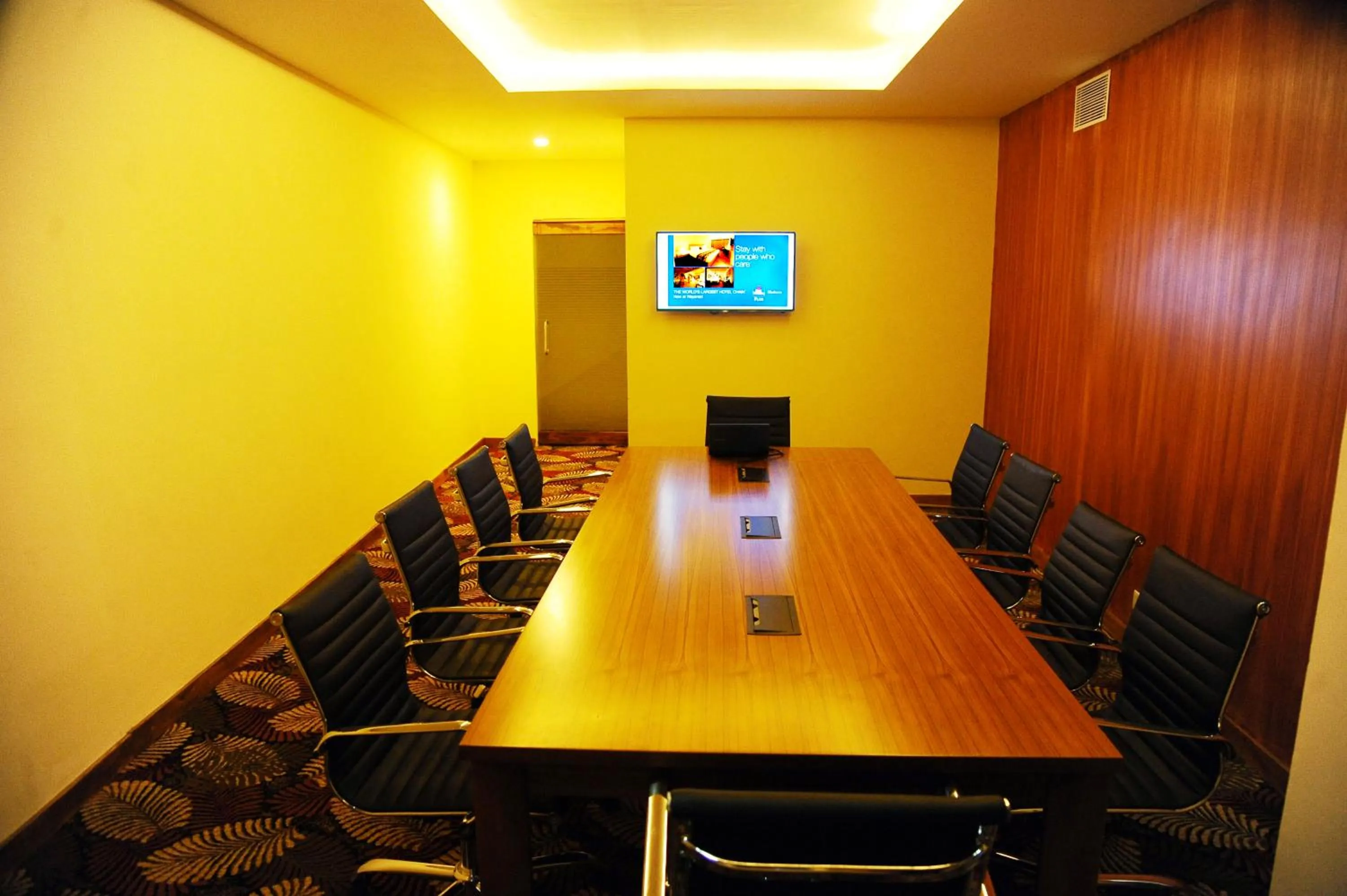 Meeting/conference room in Hotel Indriya Wayanad