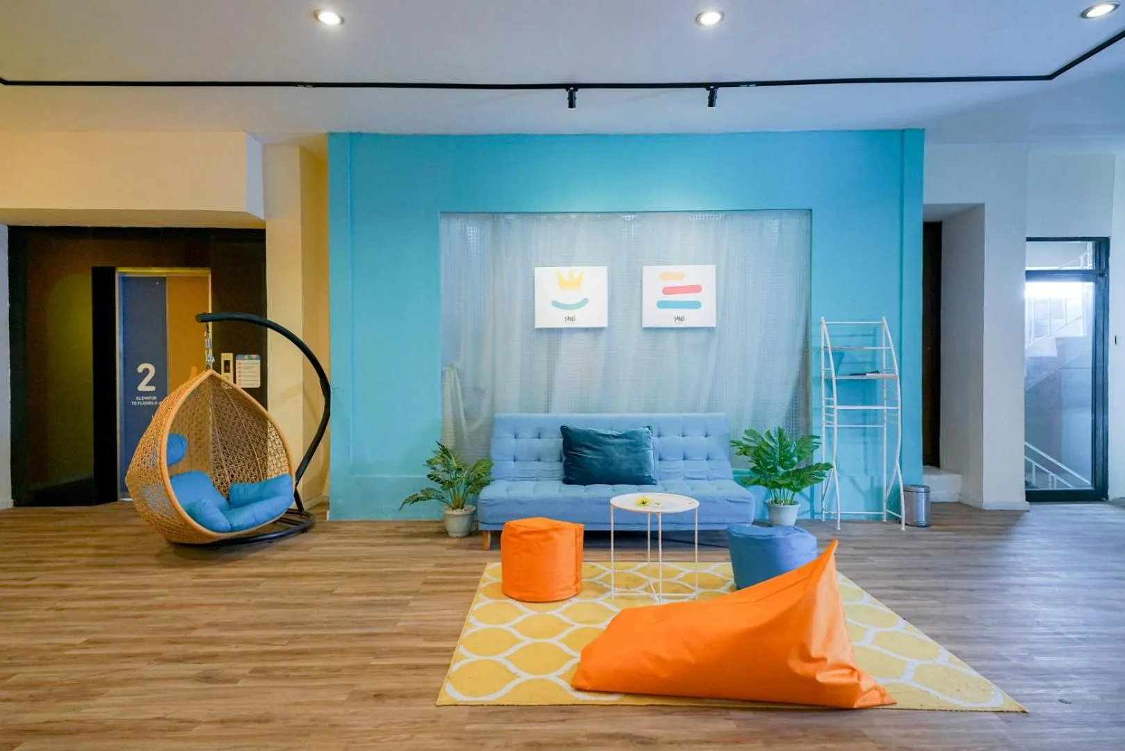 Seating area in Sans Sunset Point Seminyak