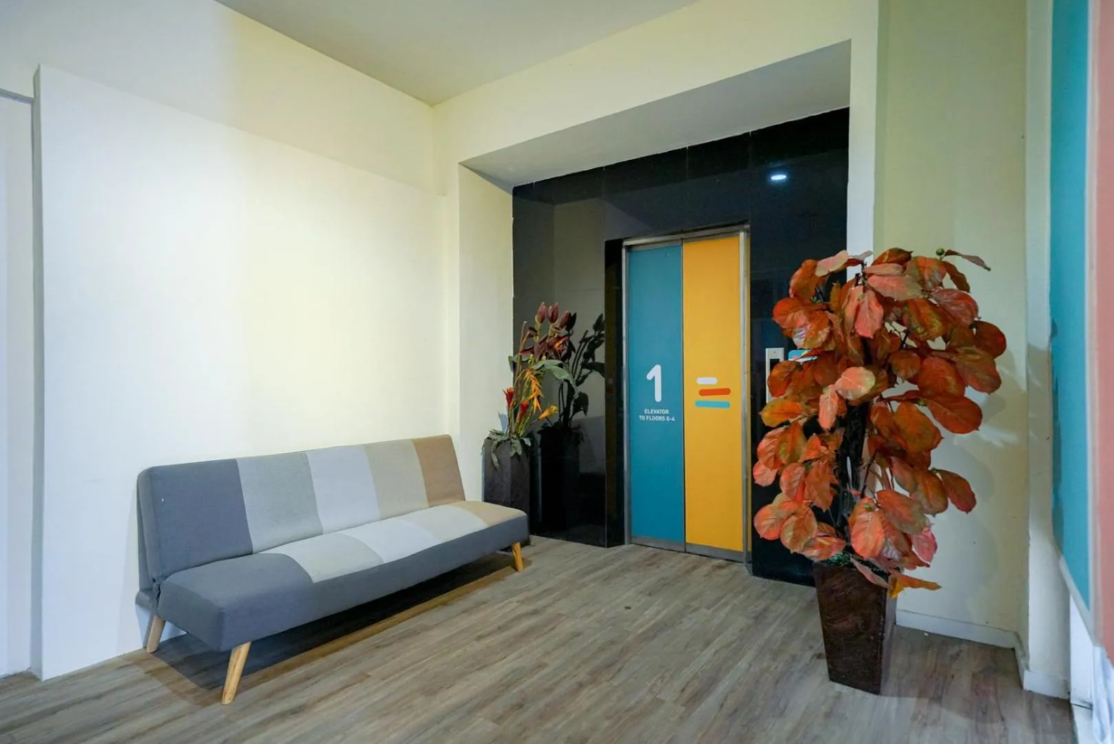 Seating area in Sans Sunset Point Seminyak