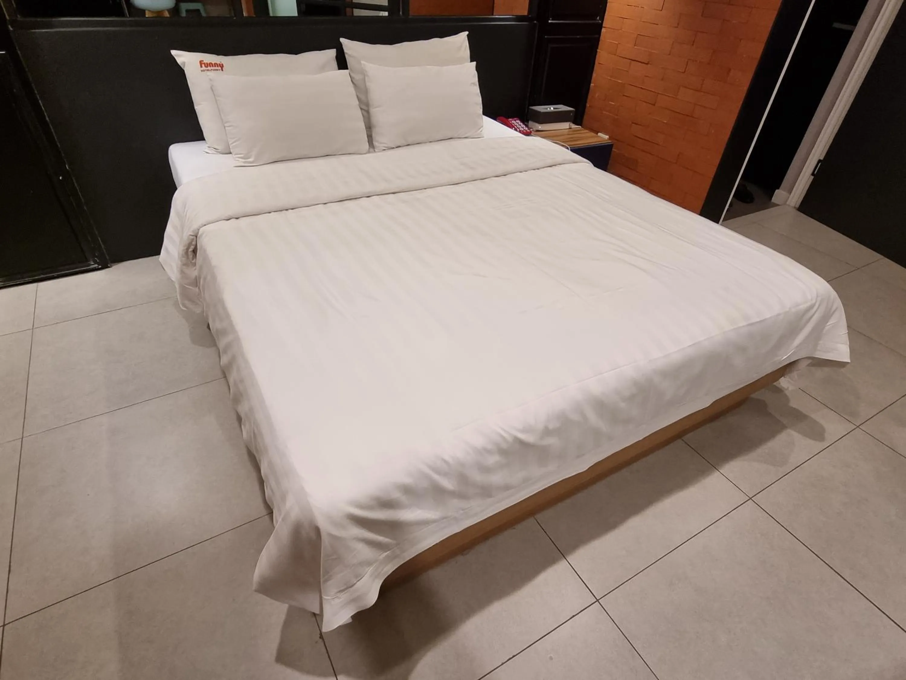 Bed in Jamsil Funny Hotel