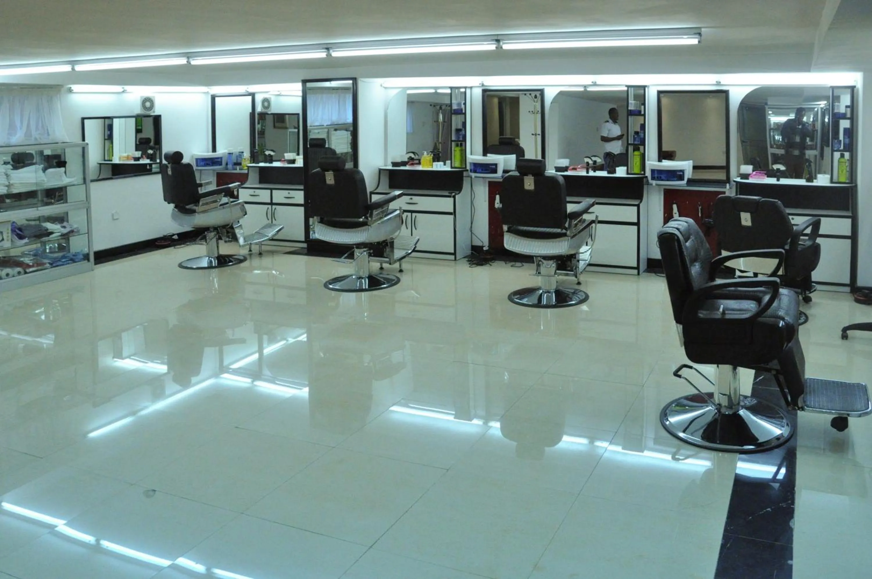 Area and facilities in Elilly International Hotel