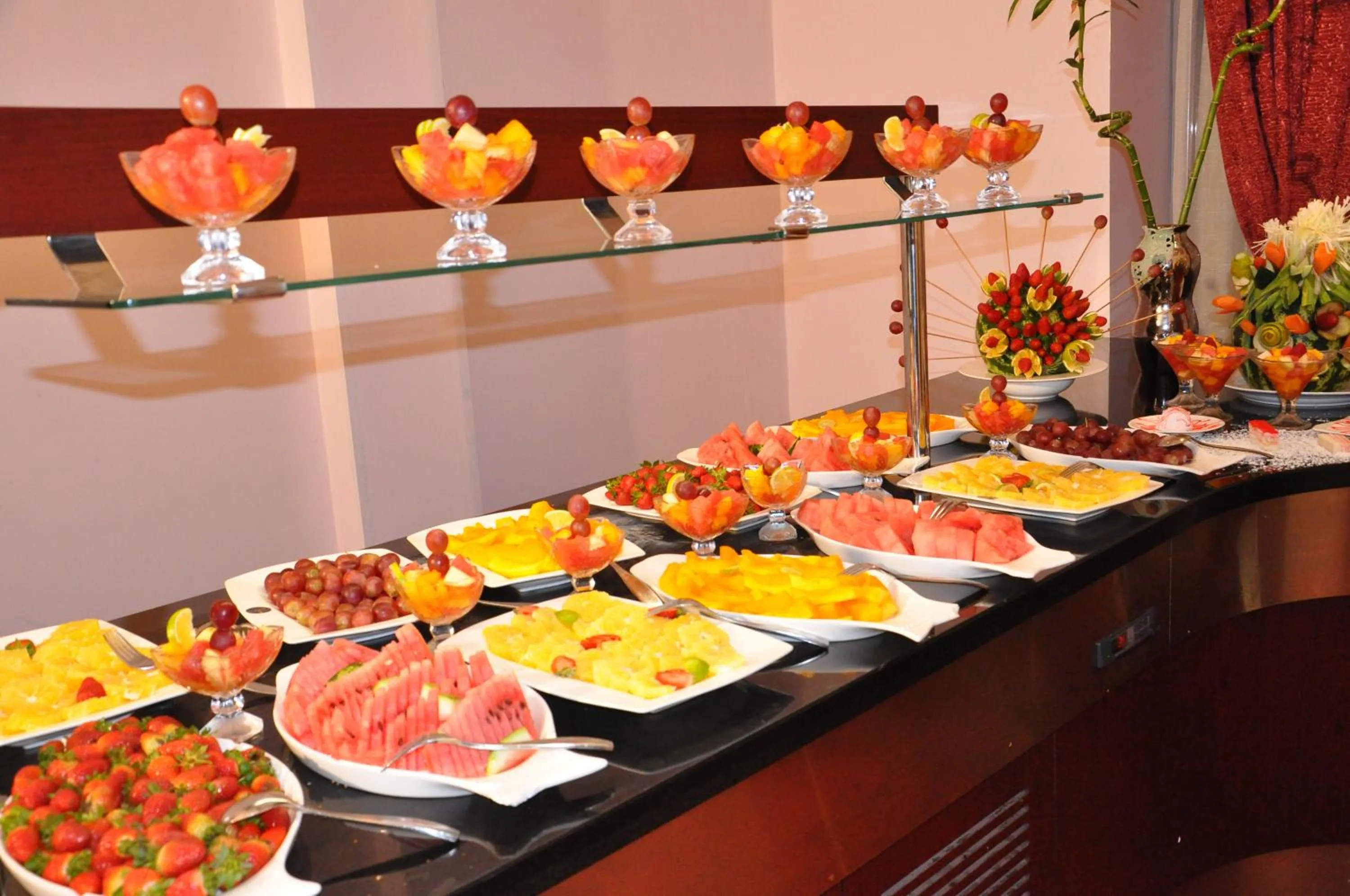 Buffet breakfast in Elilly International Hotel