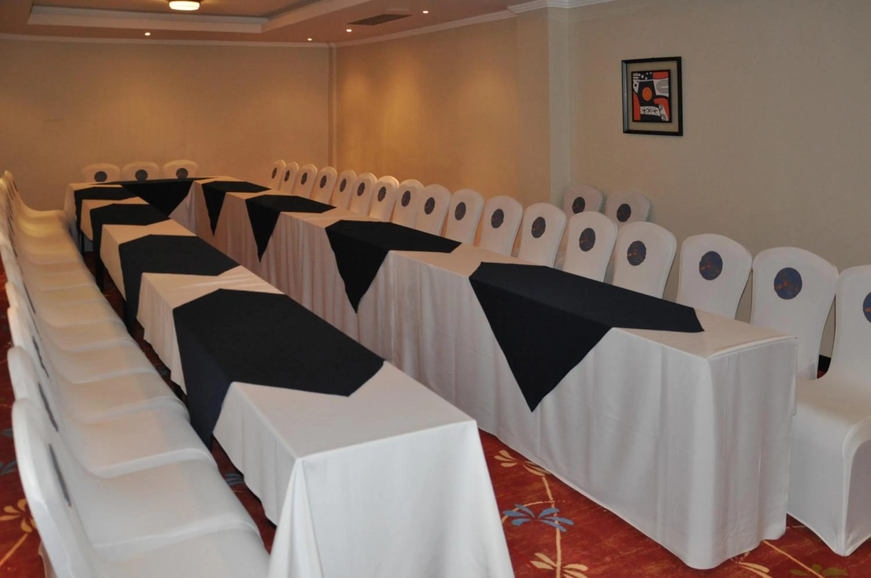 Banquet/Function facilities in Elilly International Hotel