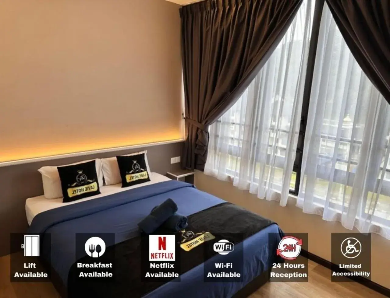 Deluxe Double Room in Hotel Lavie at Centrum Deluxe Double Room in Hotel Lavie at Centrum