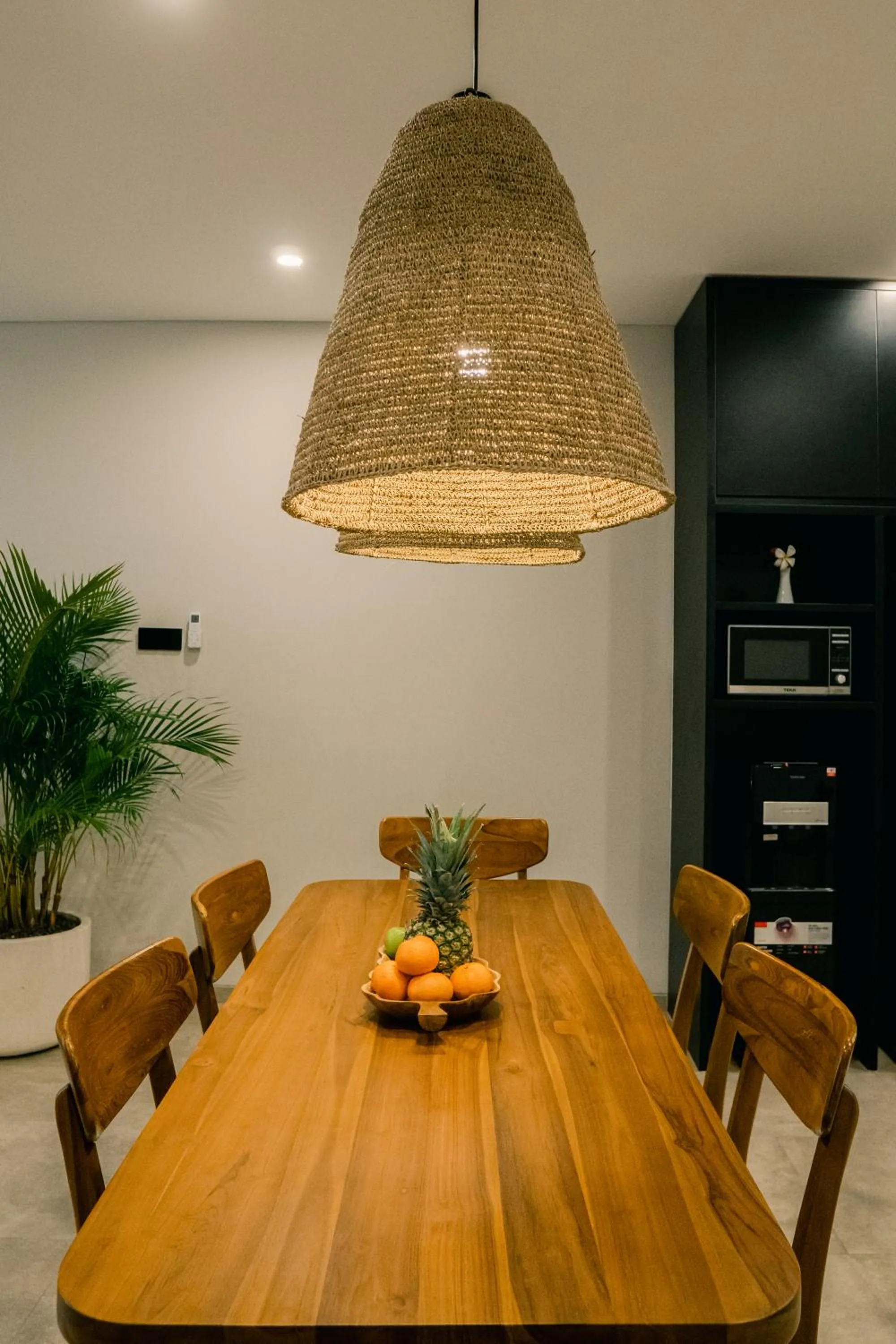 Dining area in The Menuai Bali Villas Canggu
