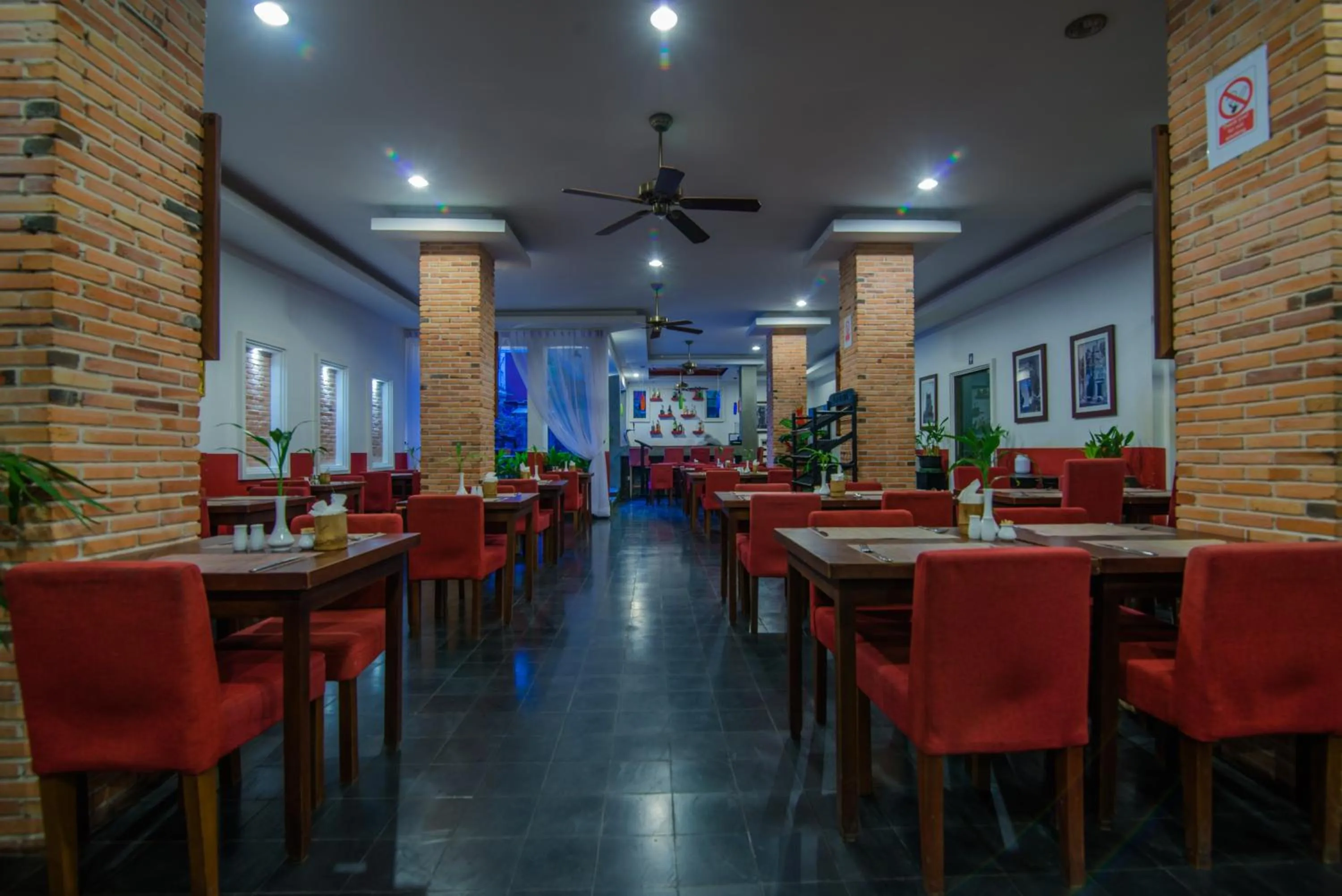 Restaurant/places to eat in Mekong Angkor Deluxe Hotel