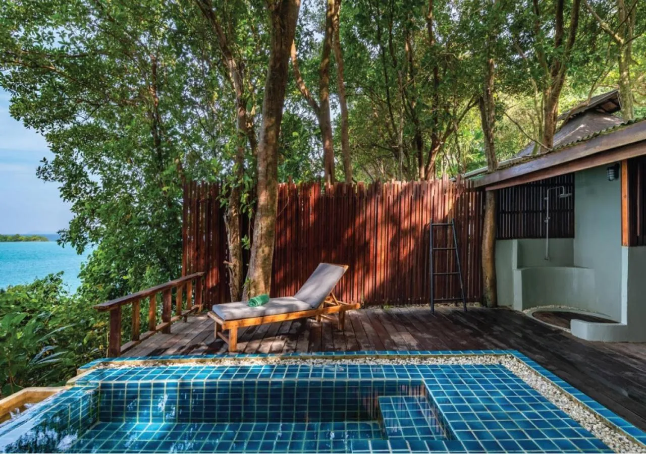 Day in Captain Hook Resort @Koh Kood