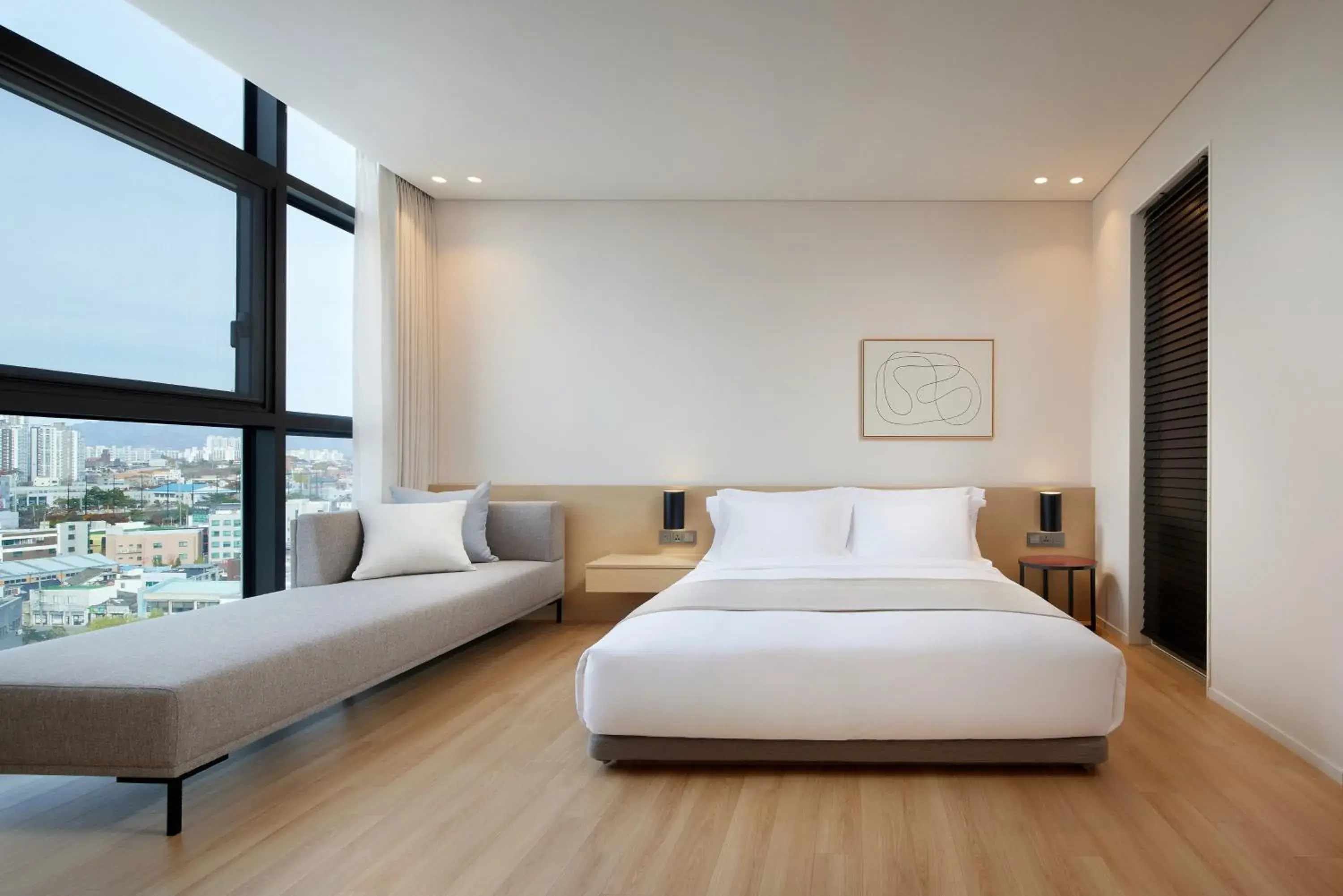 Grand Double Ondol Room in Shilla Stay Jeonju Hanok Village Grand Double Ondol Room in Shilla Stay Jeonju Hanok Village