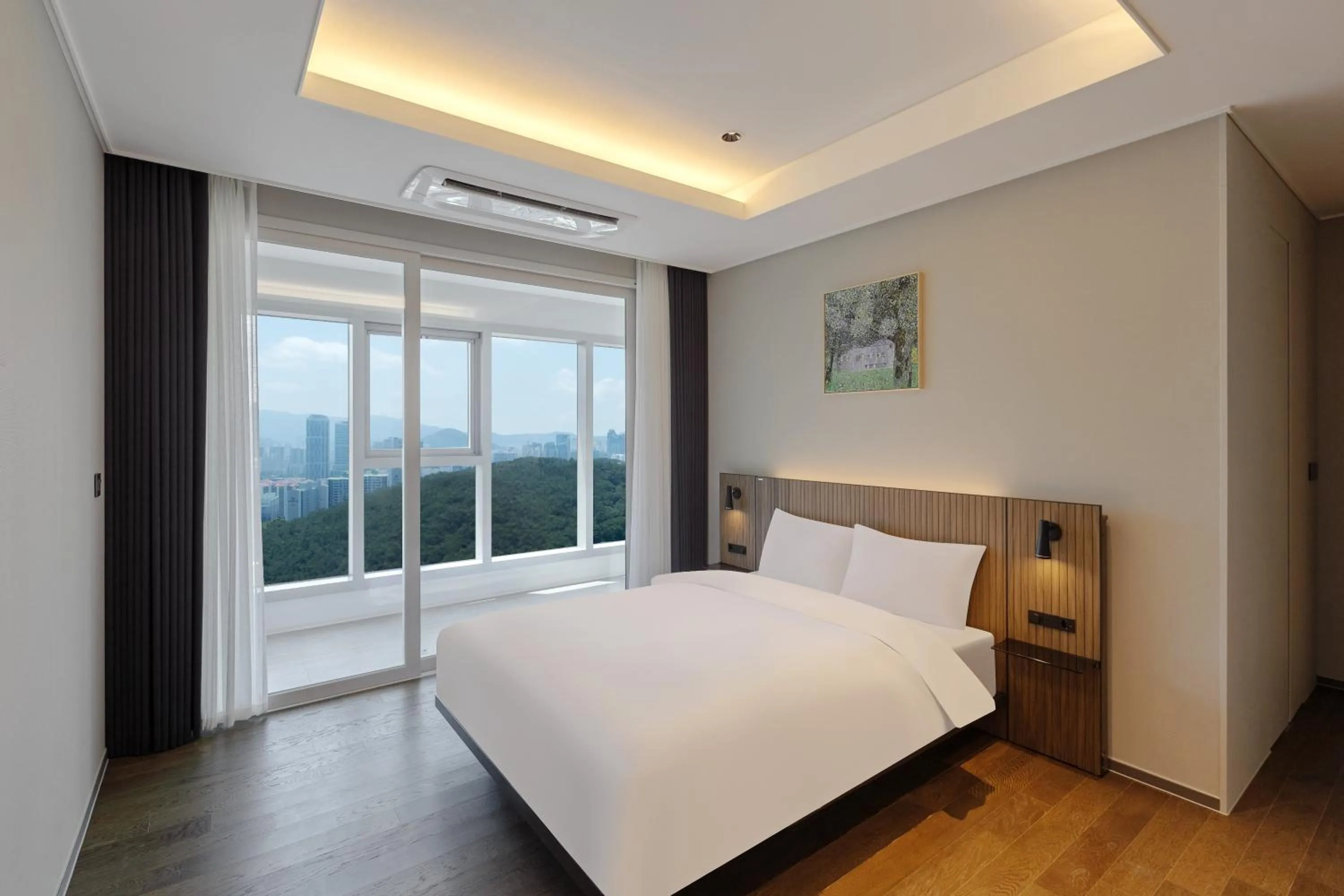 Bedroom, Bed in NewCZ Haeundae Residence
