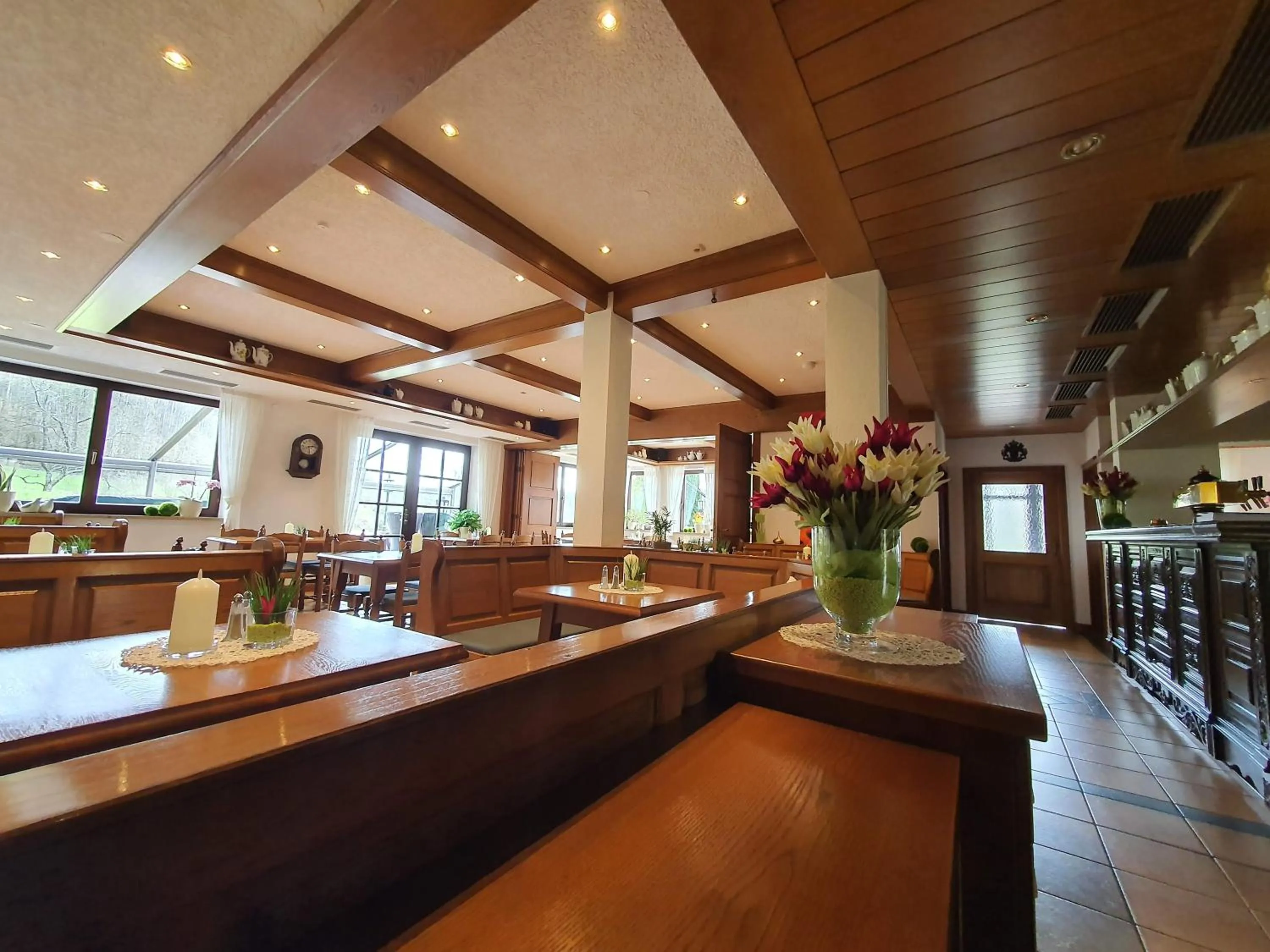 Restaurant/places to eat in Landhaus Oberaurach