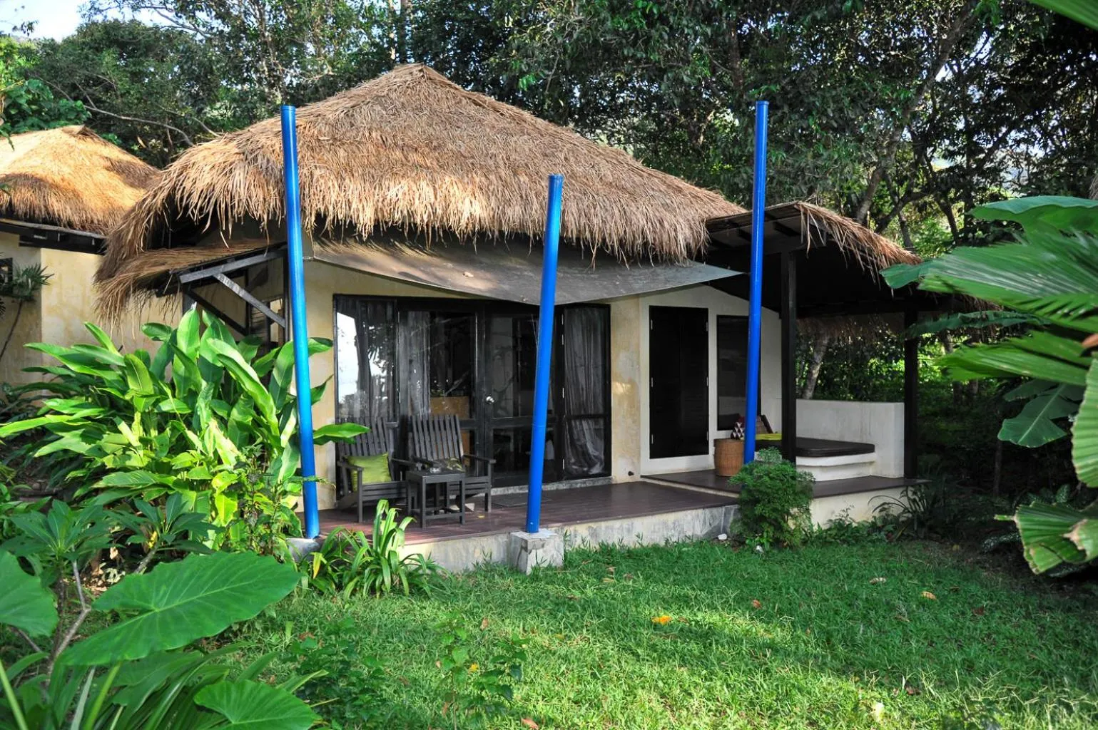 Property building in LaLaanta Hideaway Resort