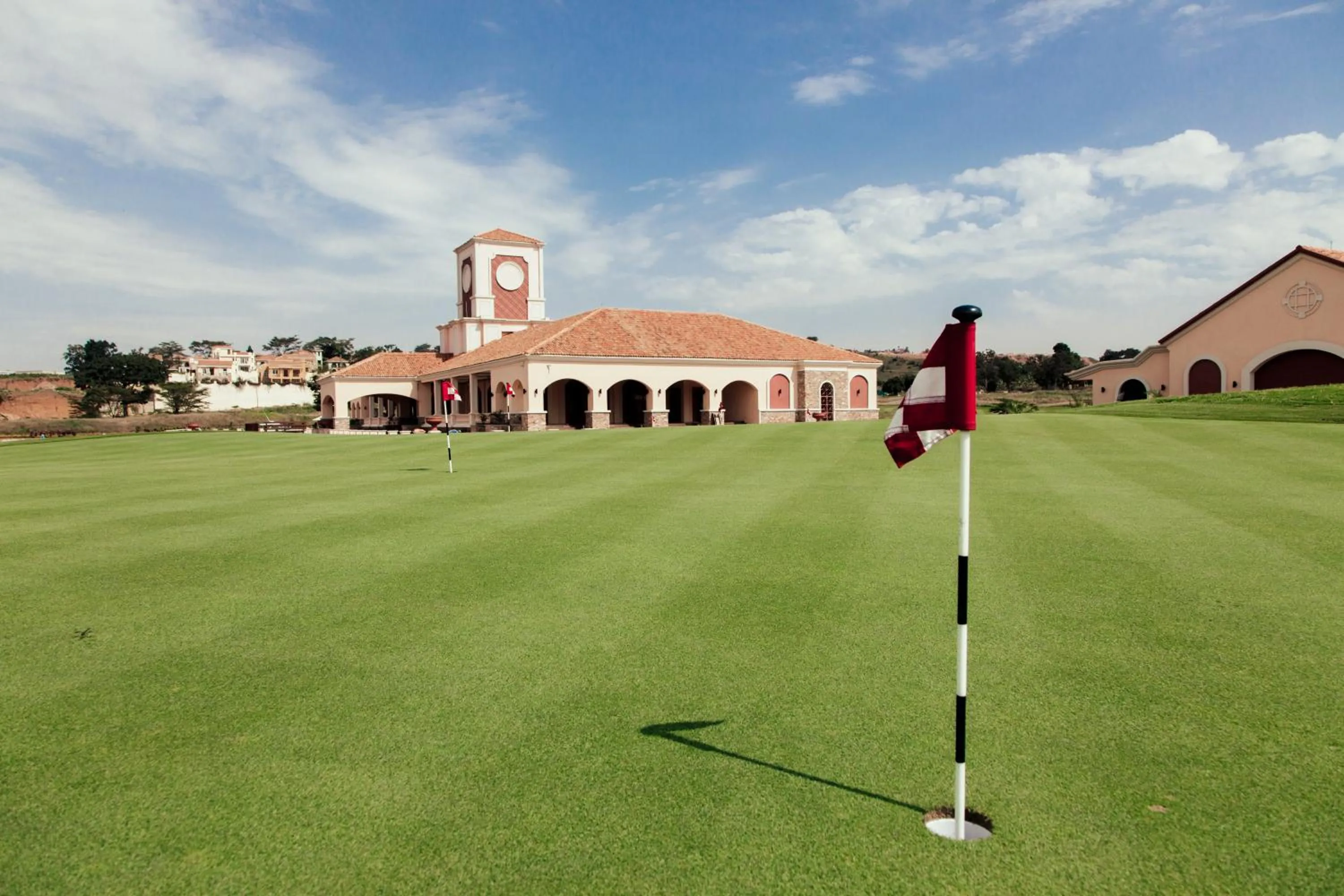 Golfcourse in Lake Victoria Serena Golf Resort & Spa