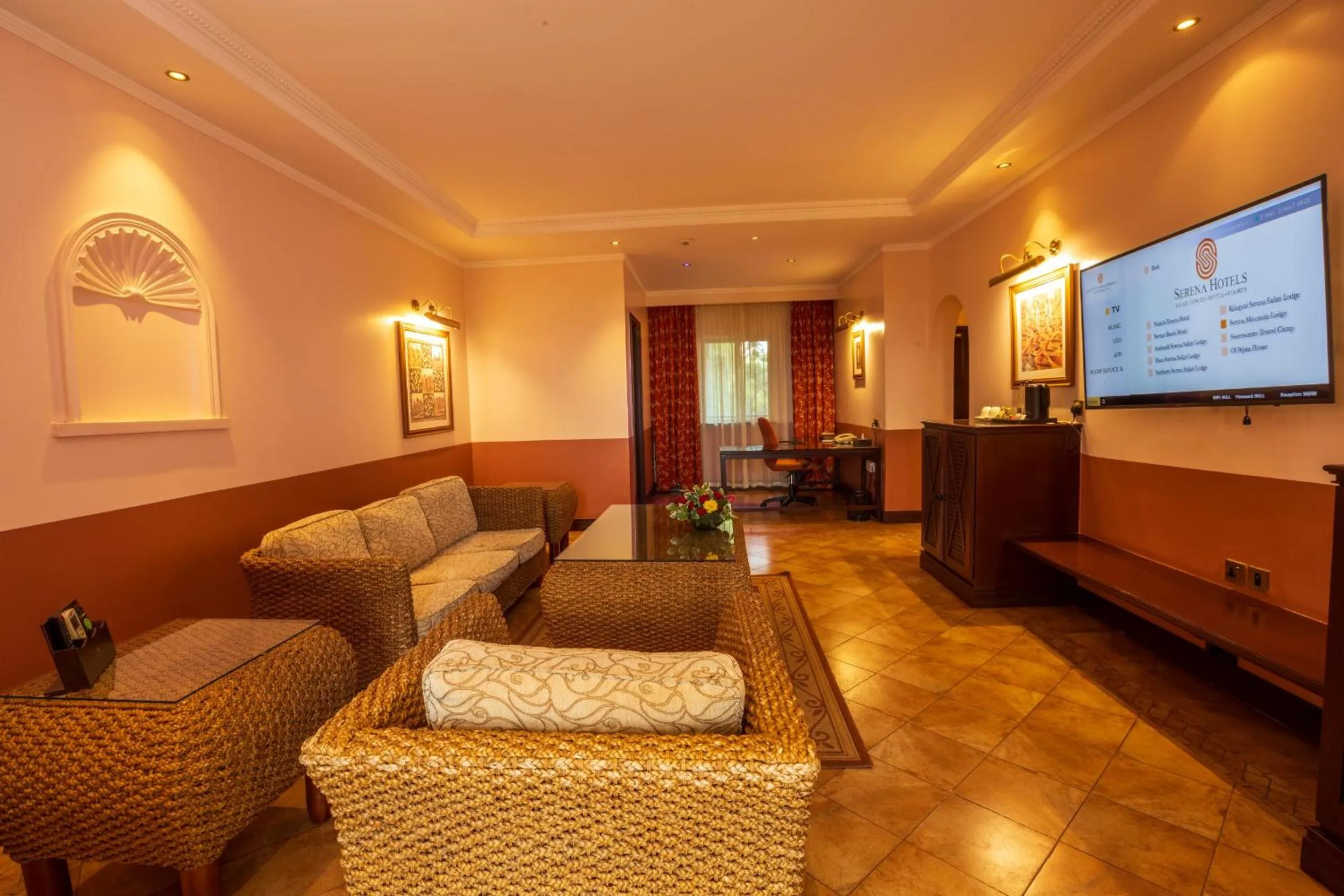 TV and multimedia in Lake Victoria Serena Golf Resort & Spa