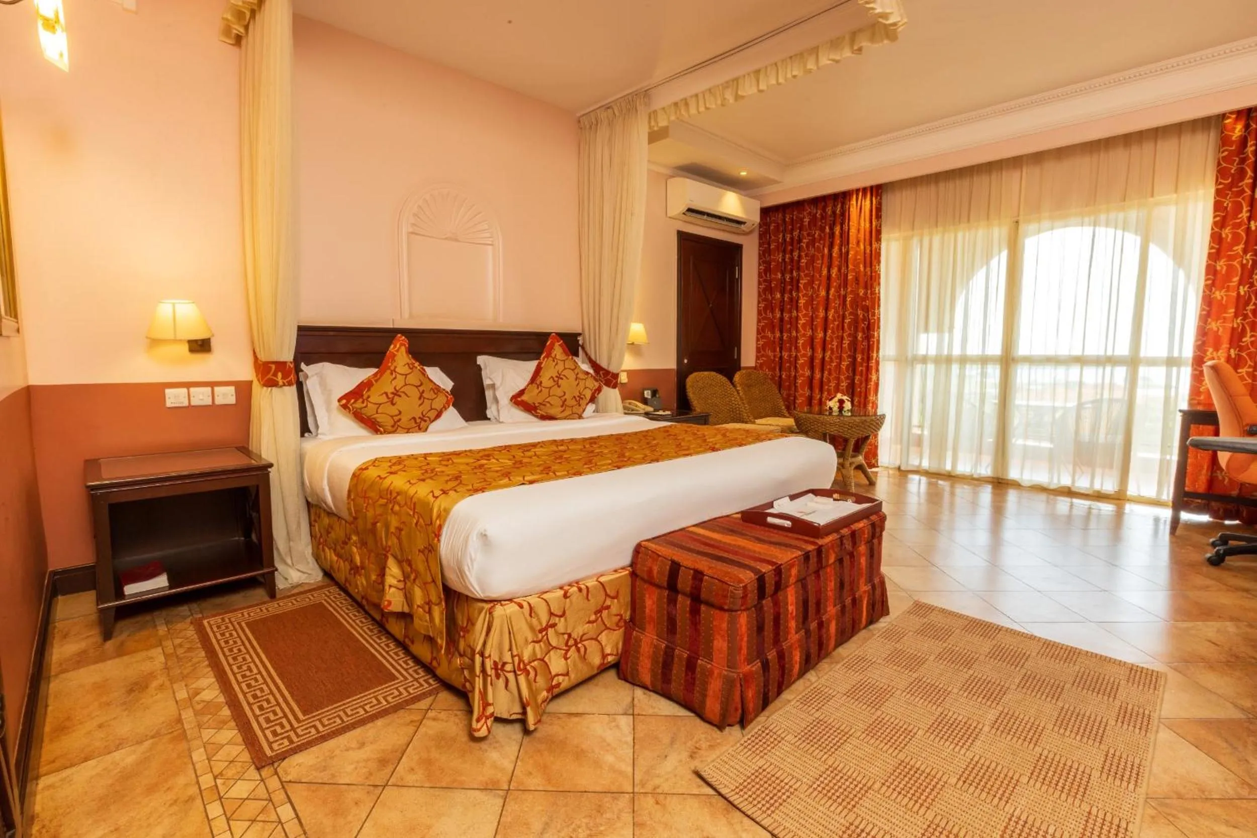 Bedroom, Bed in Lake Victoria Serena Golf Resort & Spa