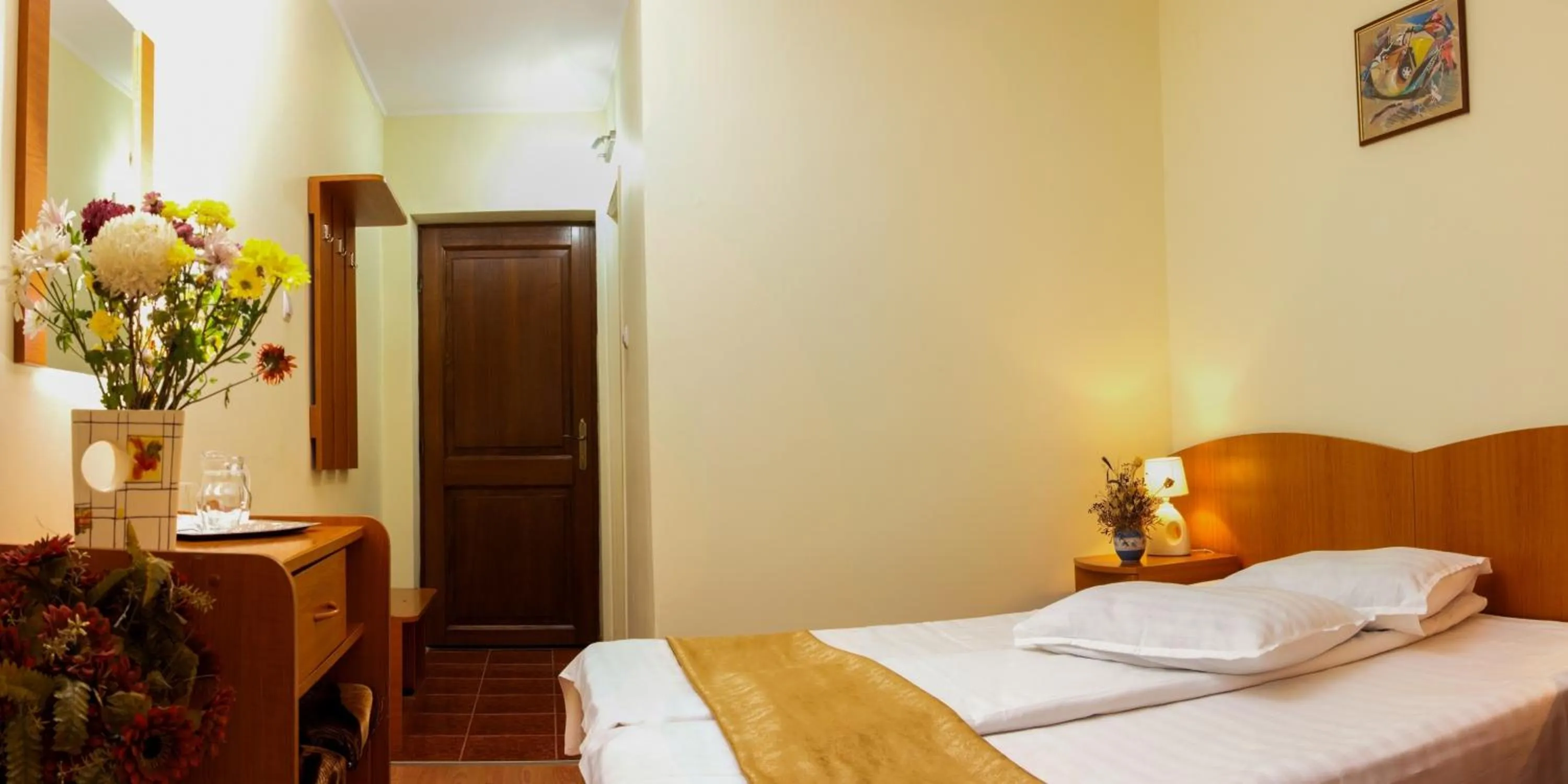 Bed in Hotel Riviera