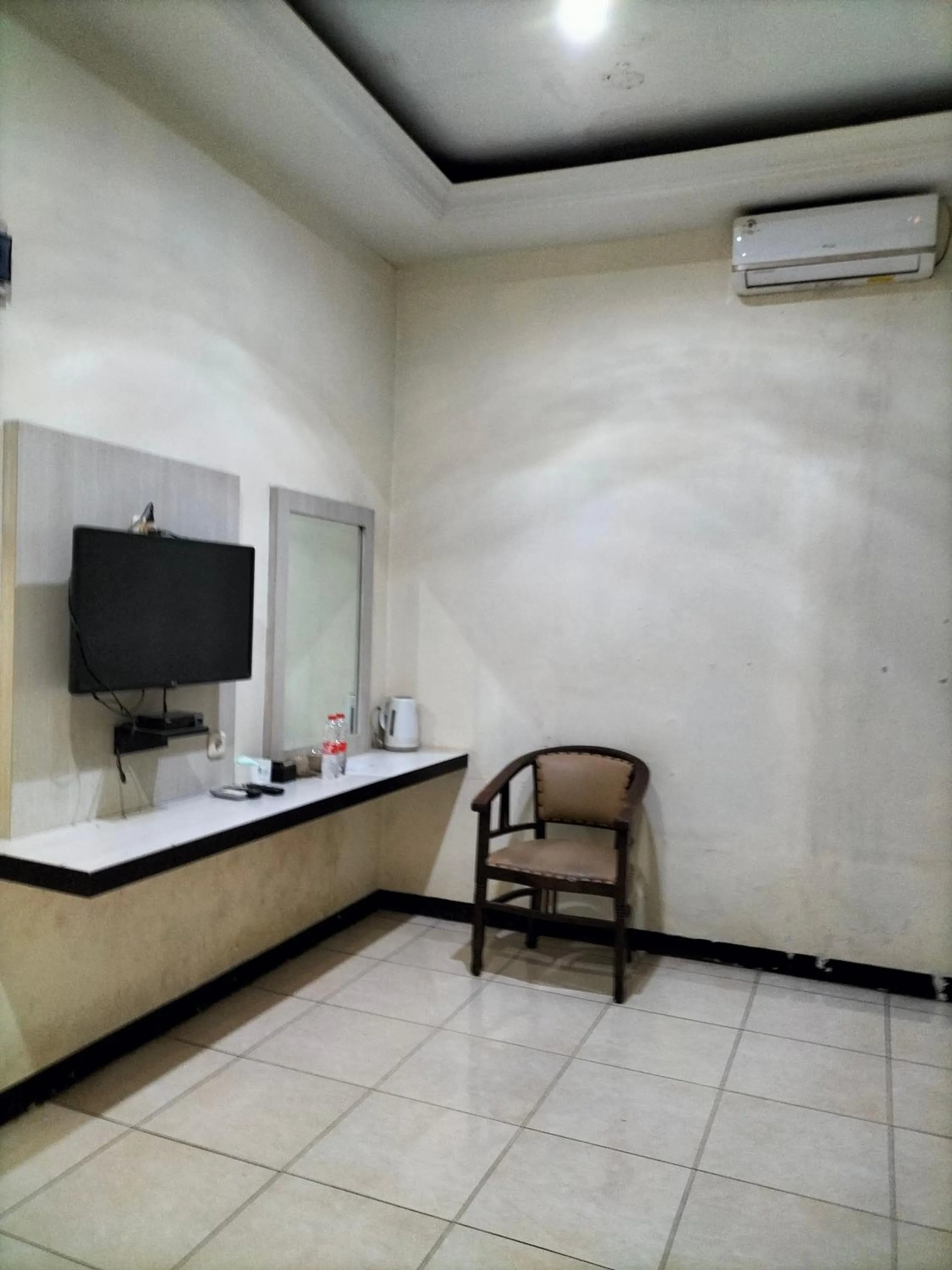 TV and multimedia in Hotel Kudus Permata