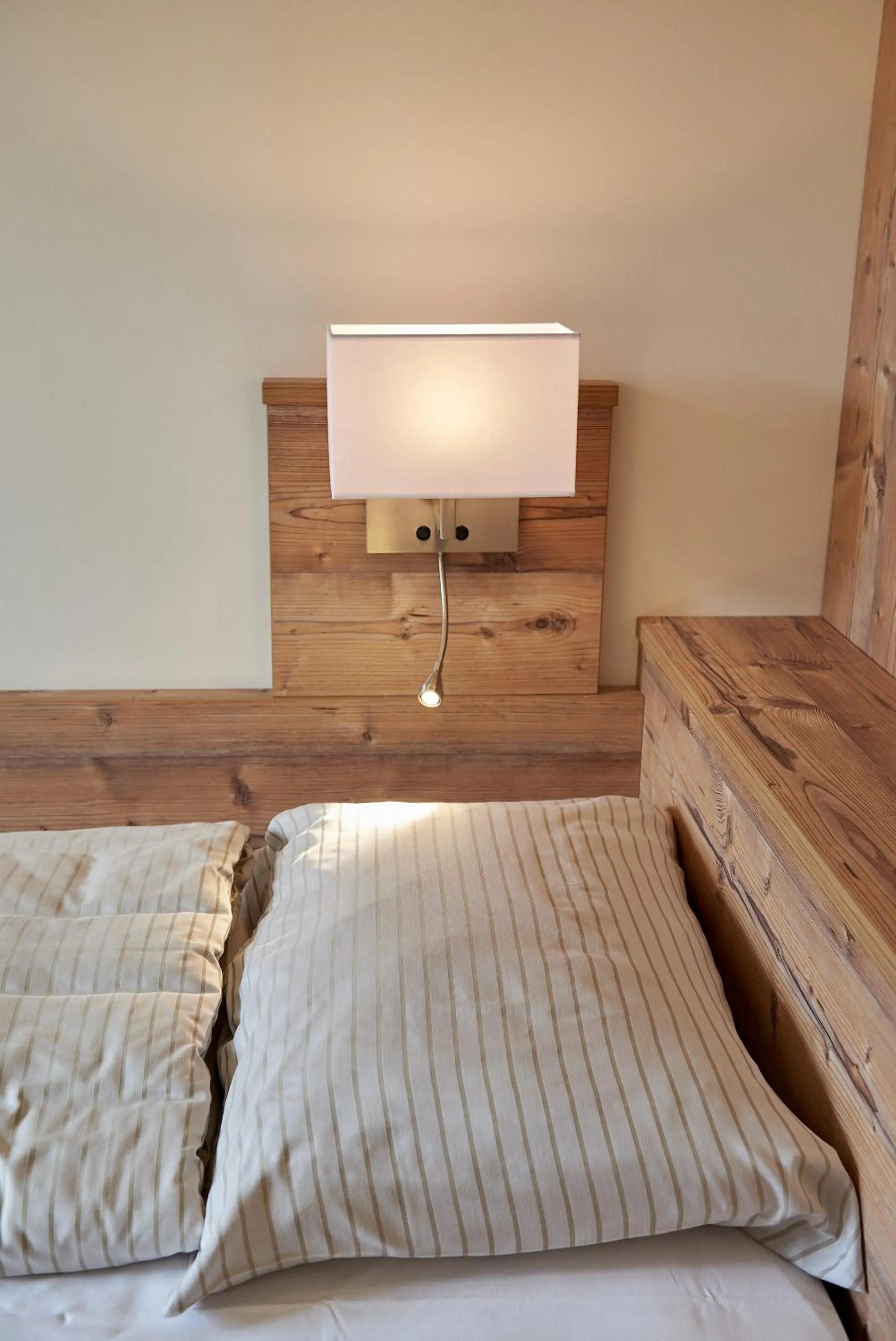 Bed in Klosterhotel Kreuz