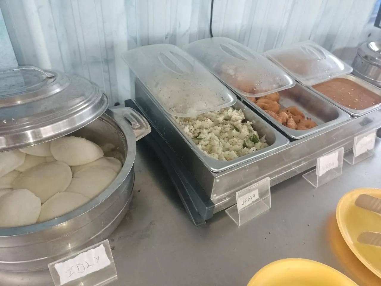 Food in Season 4 Residences -Thiruvanmiyur Near Tidel park Apollo Proton cancer center and IIT Madras Research Park