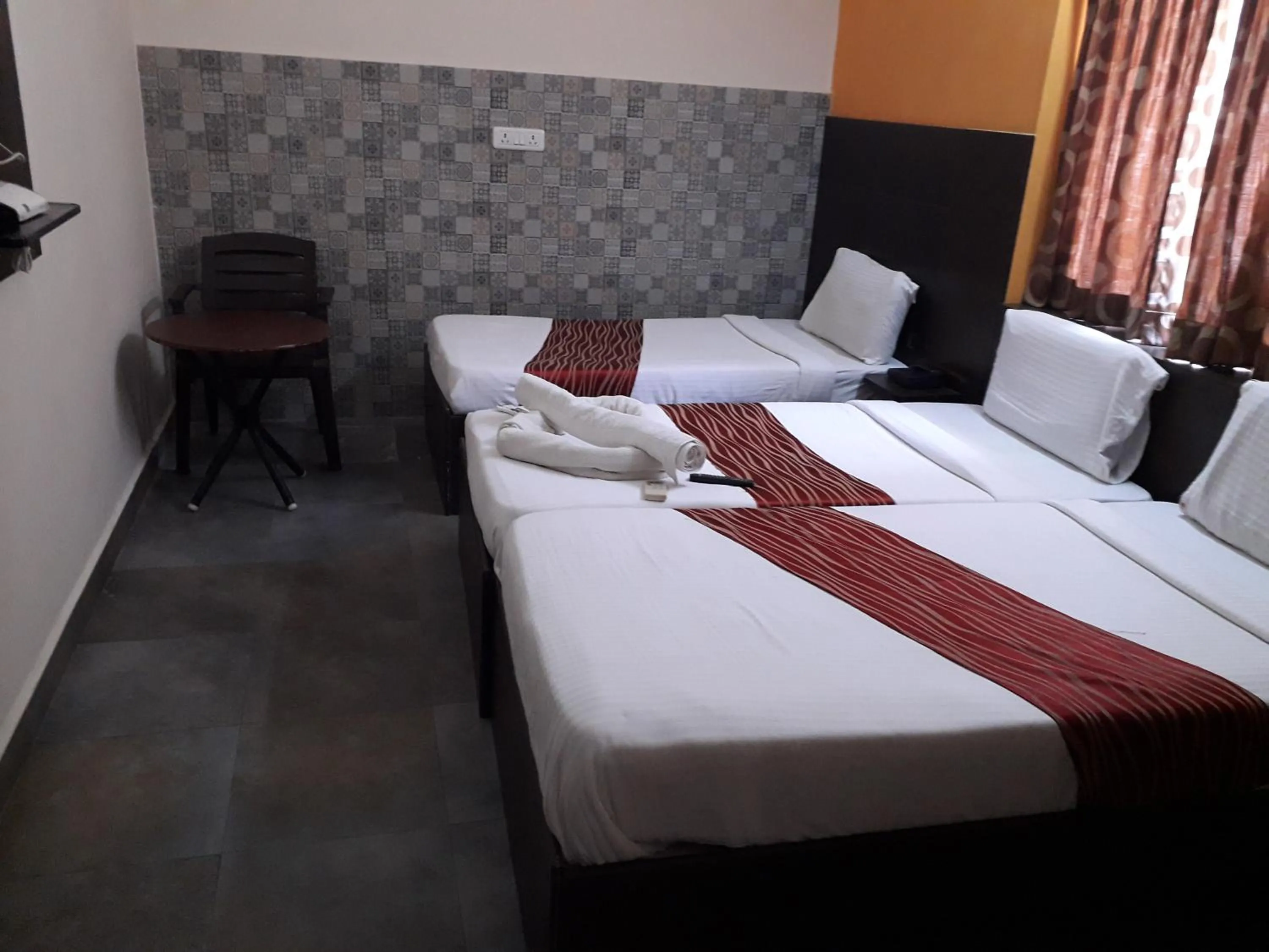 Bedroom, Bed in Season 4 Residences -Thiruvanmiyur Near Tidel park Apollo Proton cancer center and IIT Madras Research Park