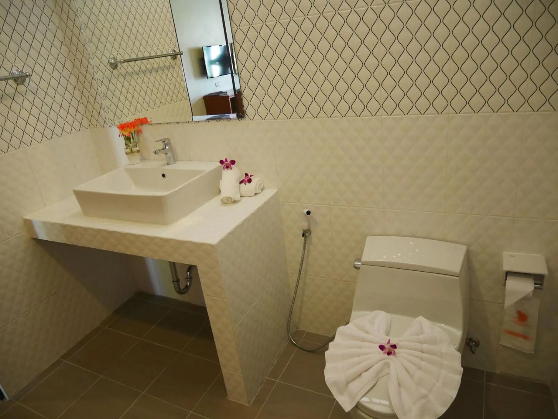 Bathroom in The Sunset Beach Resort - Koh Kho Khao