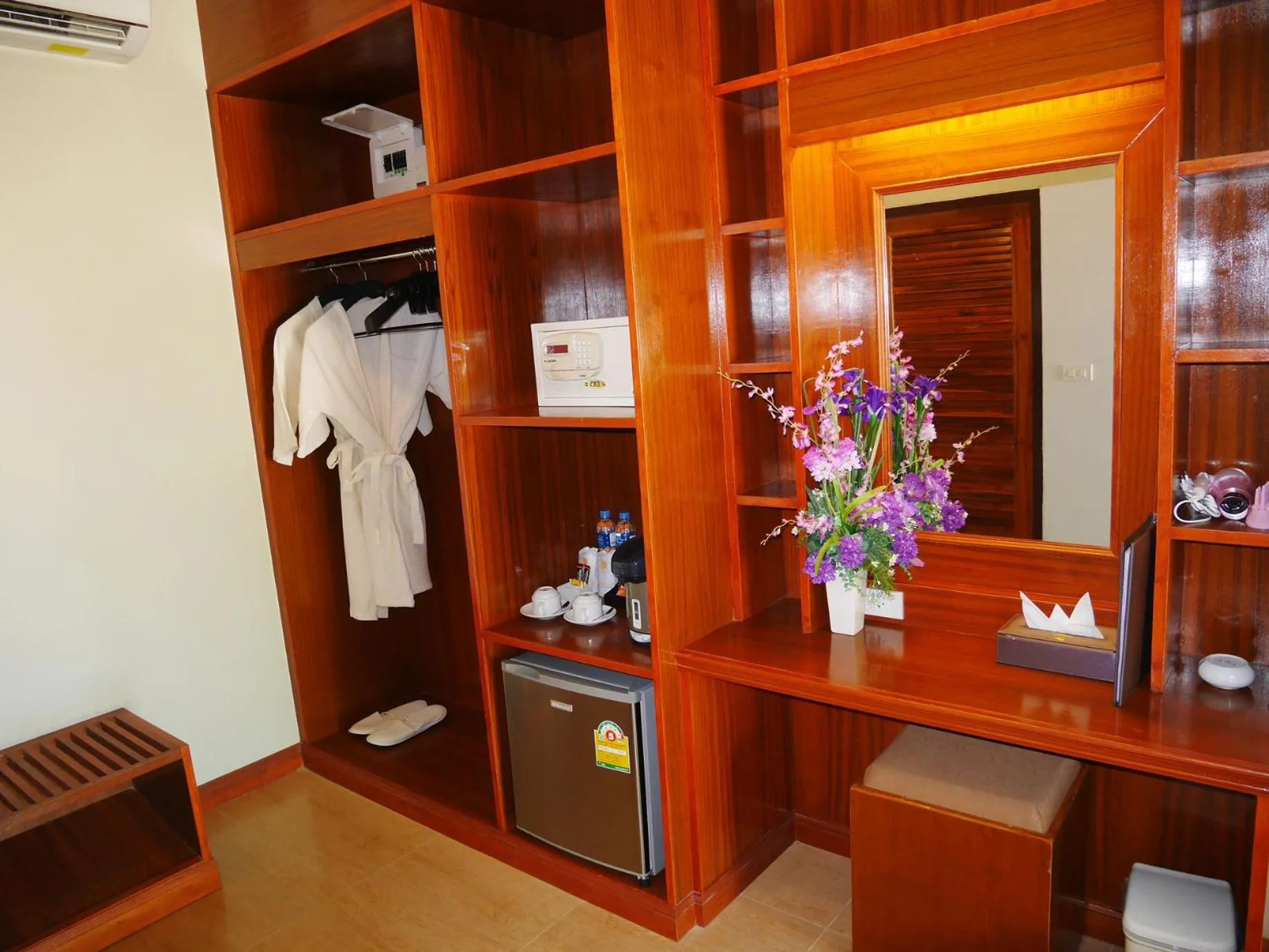 Coffee/tea facilities in The Sunset Beach Resort - Koh Kho Khao