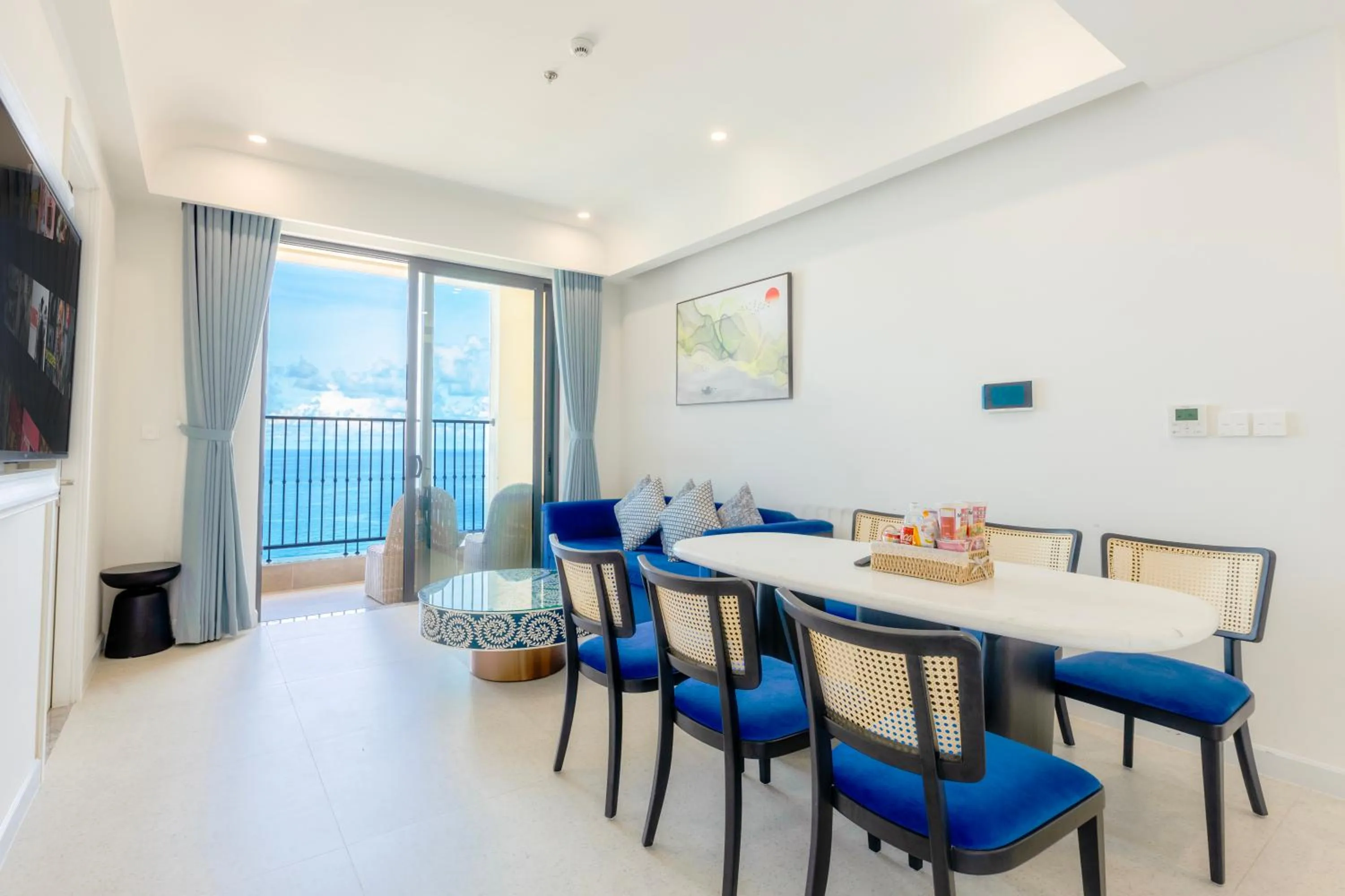 Photo of the whole room in Elyday Apartment Hillside Phu Quoc - Sea & Firework view