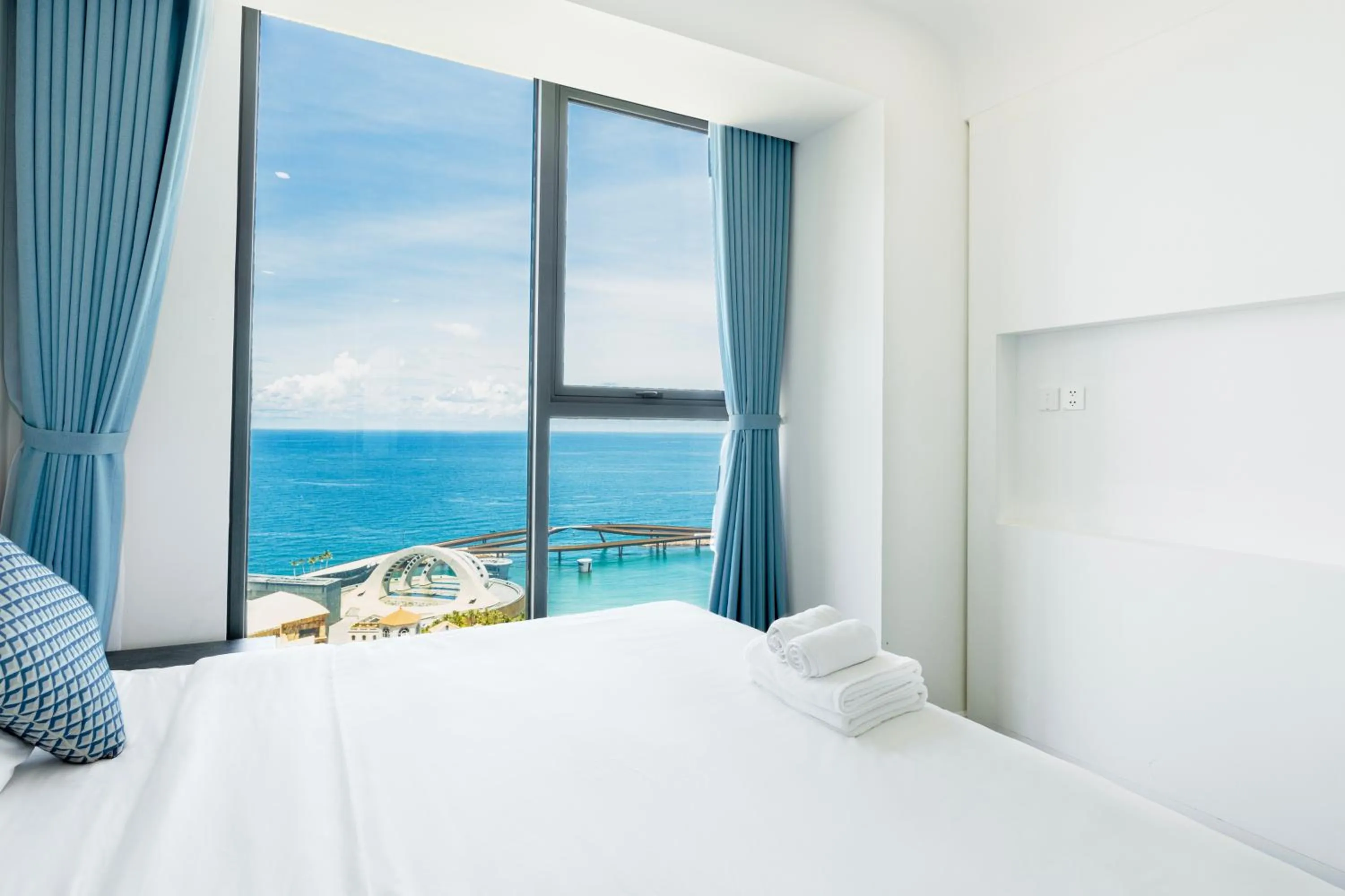 View (from property/room), Bed in Elyday Apartment Hillside Phu Quoc - Sea & Firework view