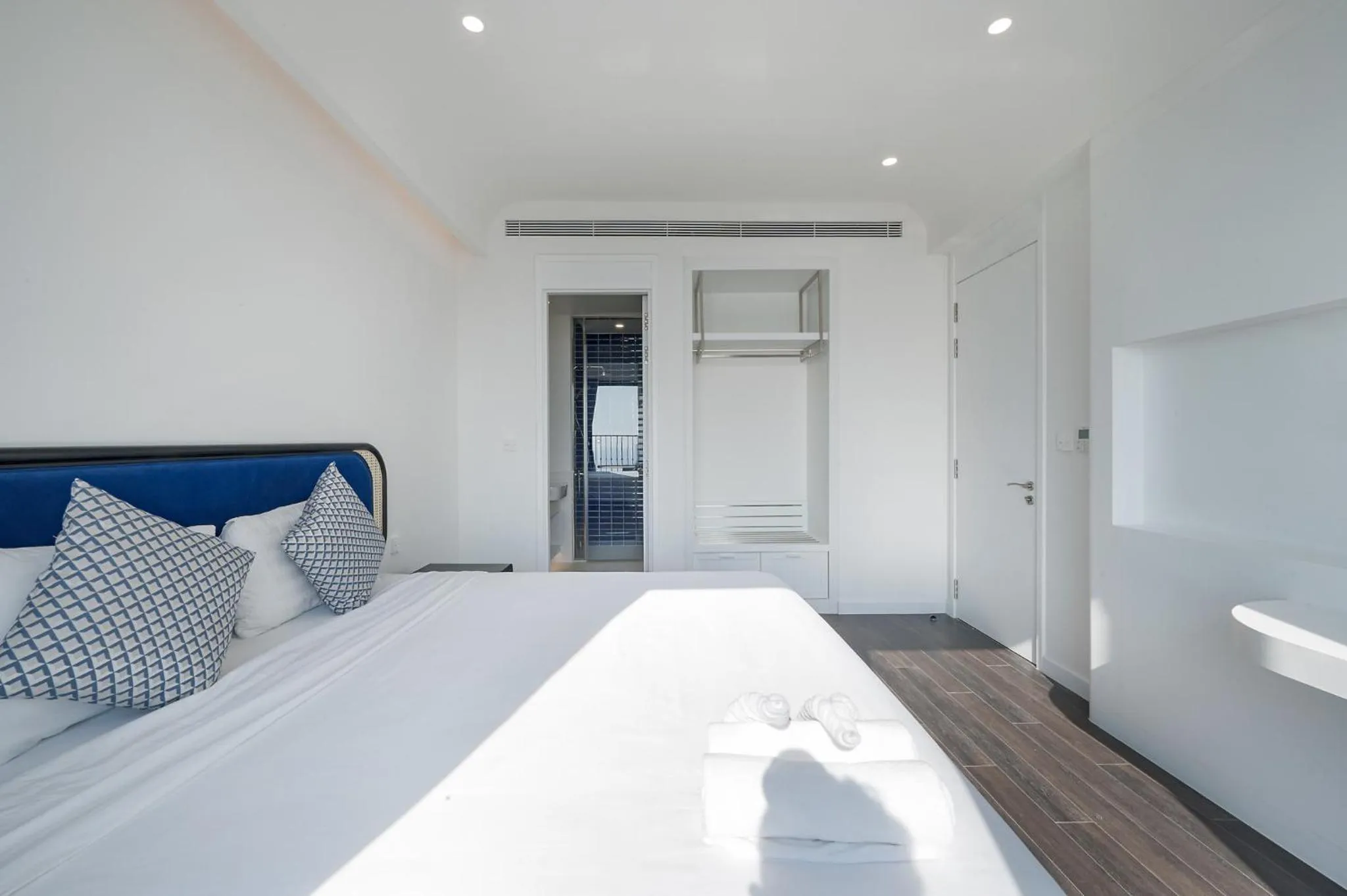 Bedroom, Bed in Elyday Apartment Hillside Phu Quoc - Sea & Firework view