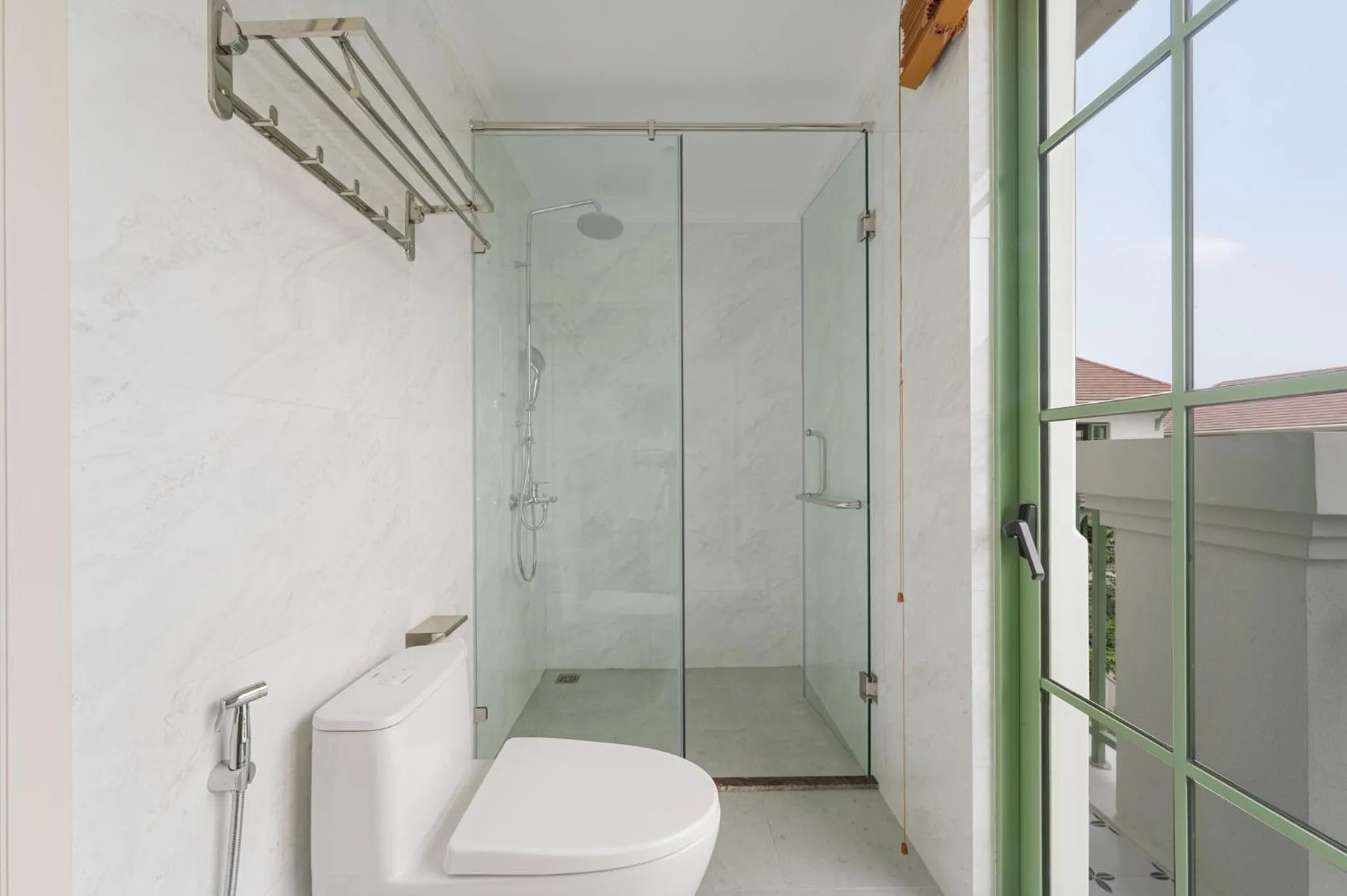 Bathroom in Elyday Apartment Hillside Phu Quoc - Sea & Firework view
