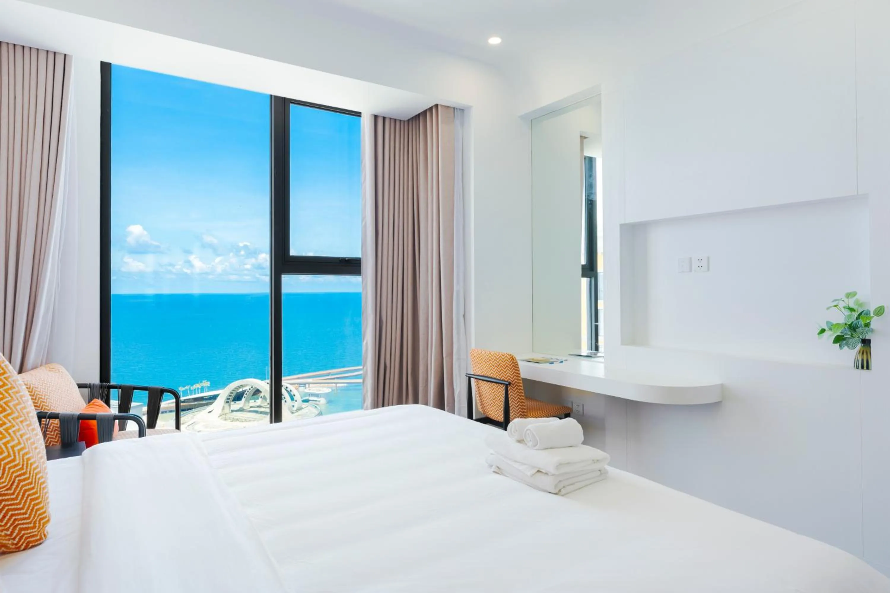 Natural landscape, Bed in Elyday Apartment Hillside Phu Quoc - Sea & Firework view