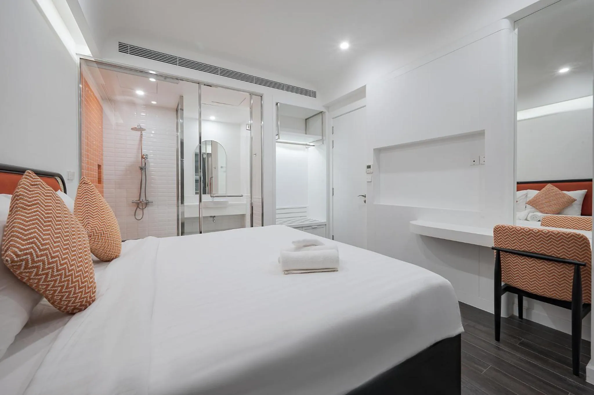 Bed in Elyday Apartment Hillside Phu Quoc - Sea & Firework view