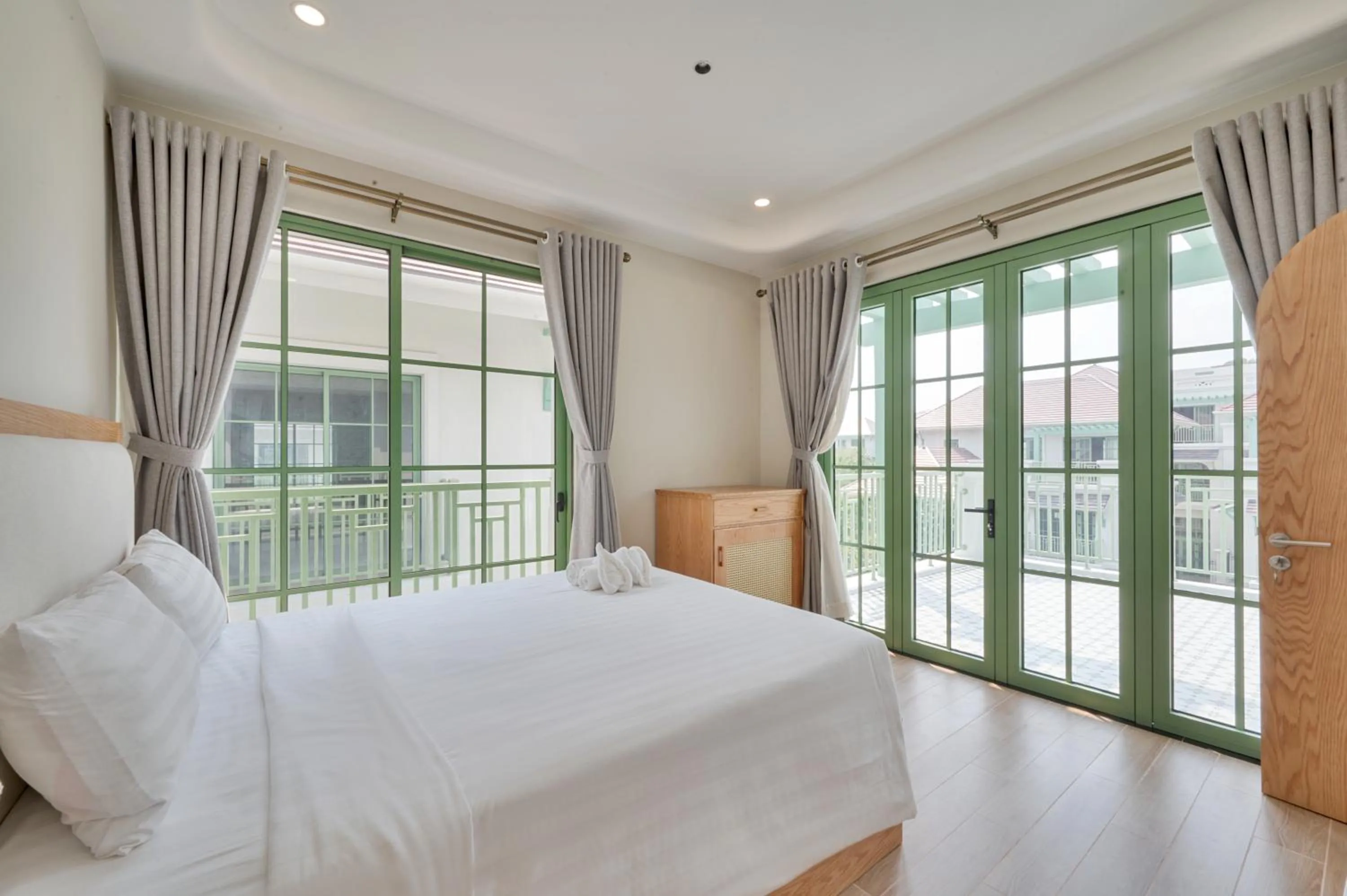 View (from property/room), Bed in Elyday Apartment Hillside Phu Quoc - Sea & Firework view