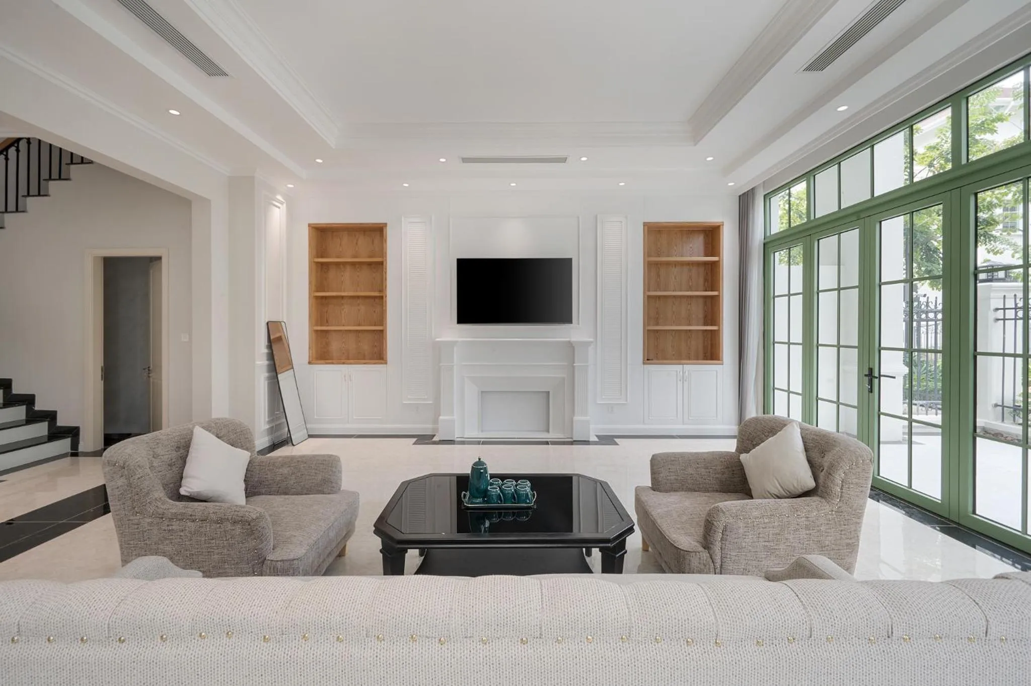 TV and multimedia in Elyday Apartment Hillside Phu Quoc - Sea & Firework view