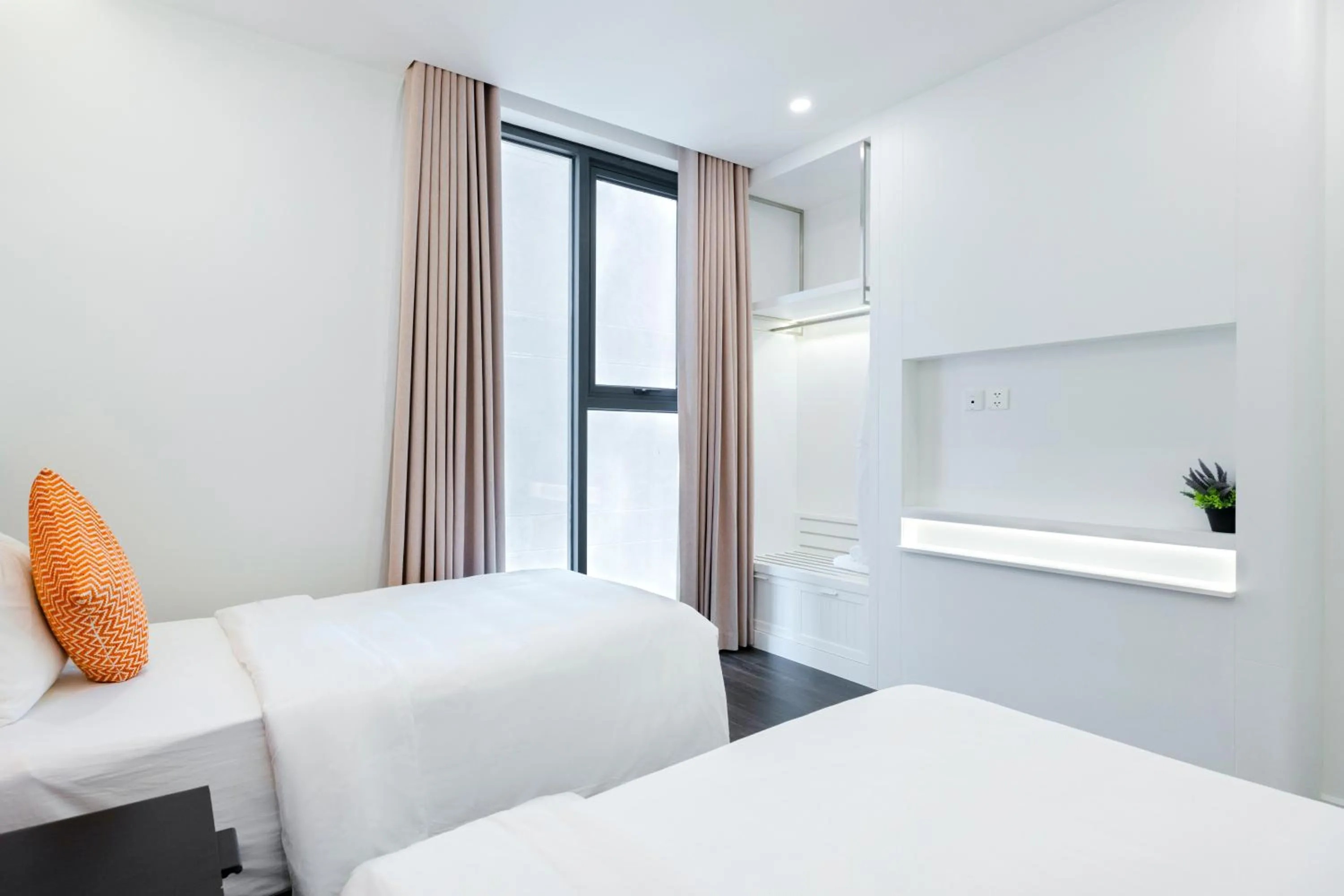 Bed in Elyday Apartment Hillside Phu Quoc - Sea & Firework view