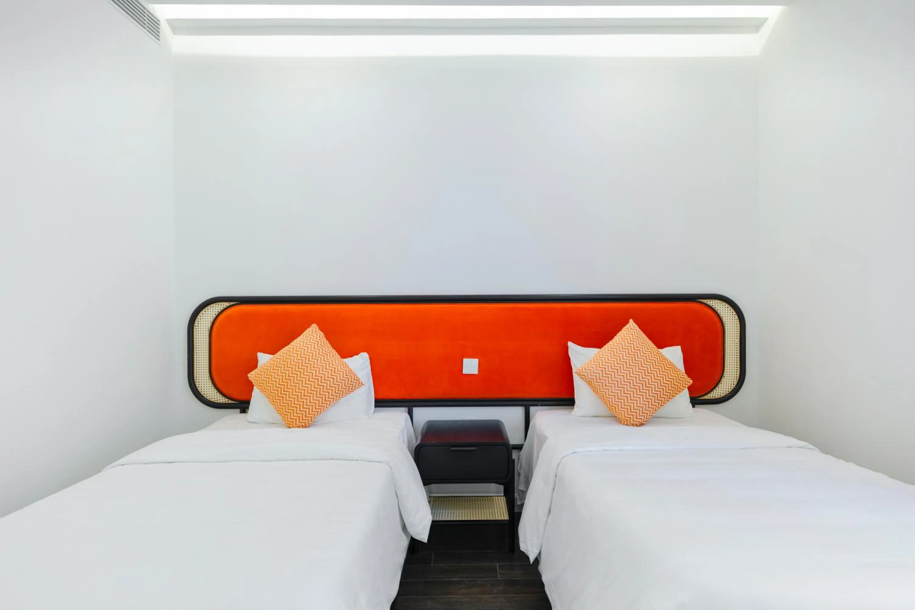 Bed in Elyday Apartment Hillside Phu Quoc - Sea & Firework view